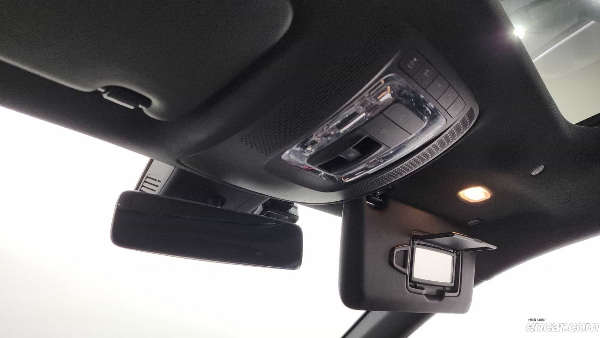 A-Class Mercedes-Benz 2021.4-OPTION-023