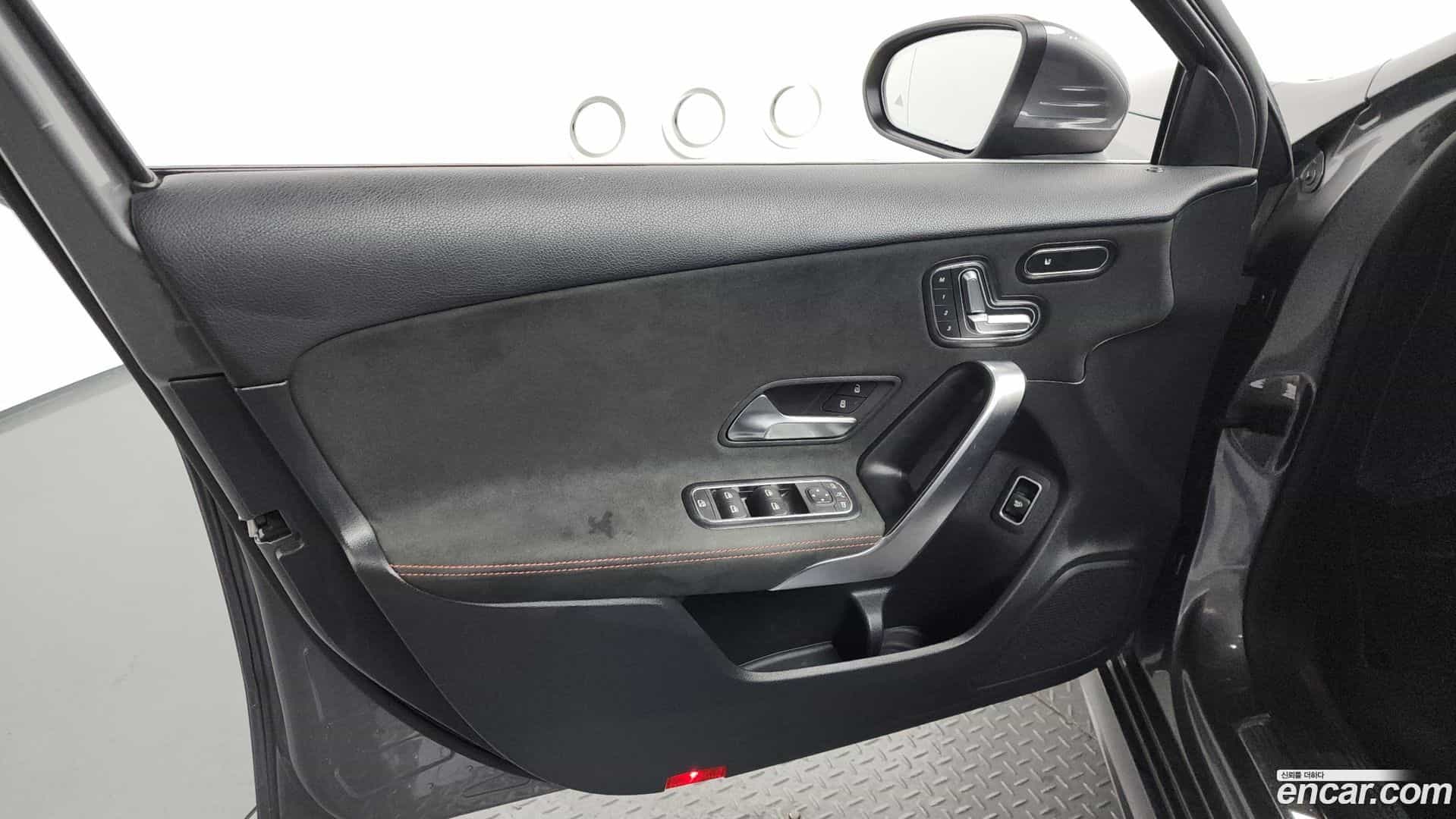 A-Class Mercedes-Benz 2021.4-INNER-034