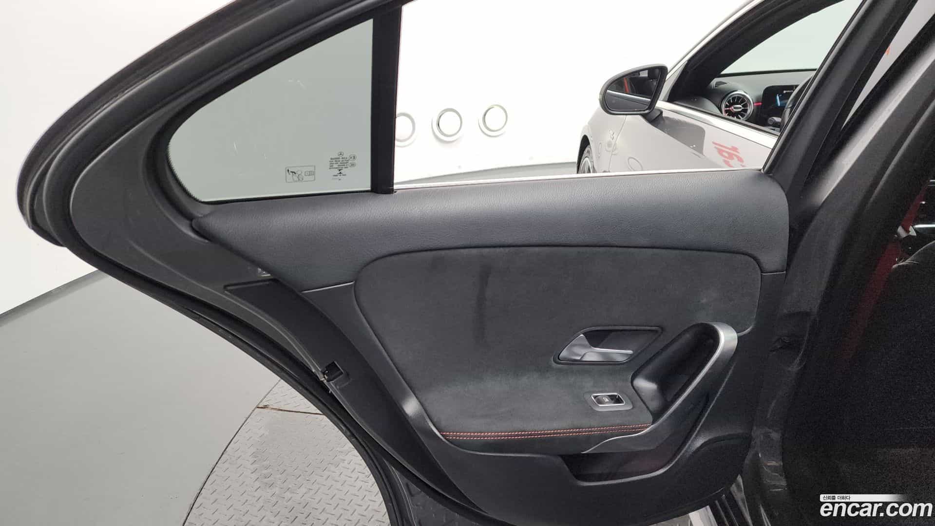A-Class Mercedes-Benz 2021.4-INNER-035