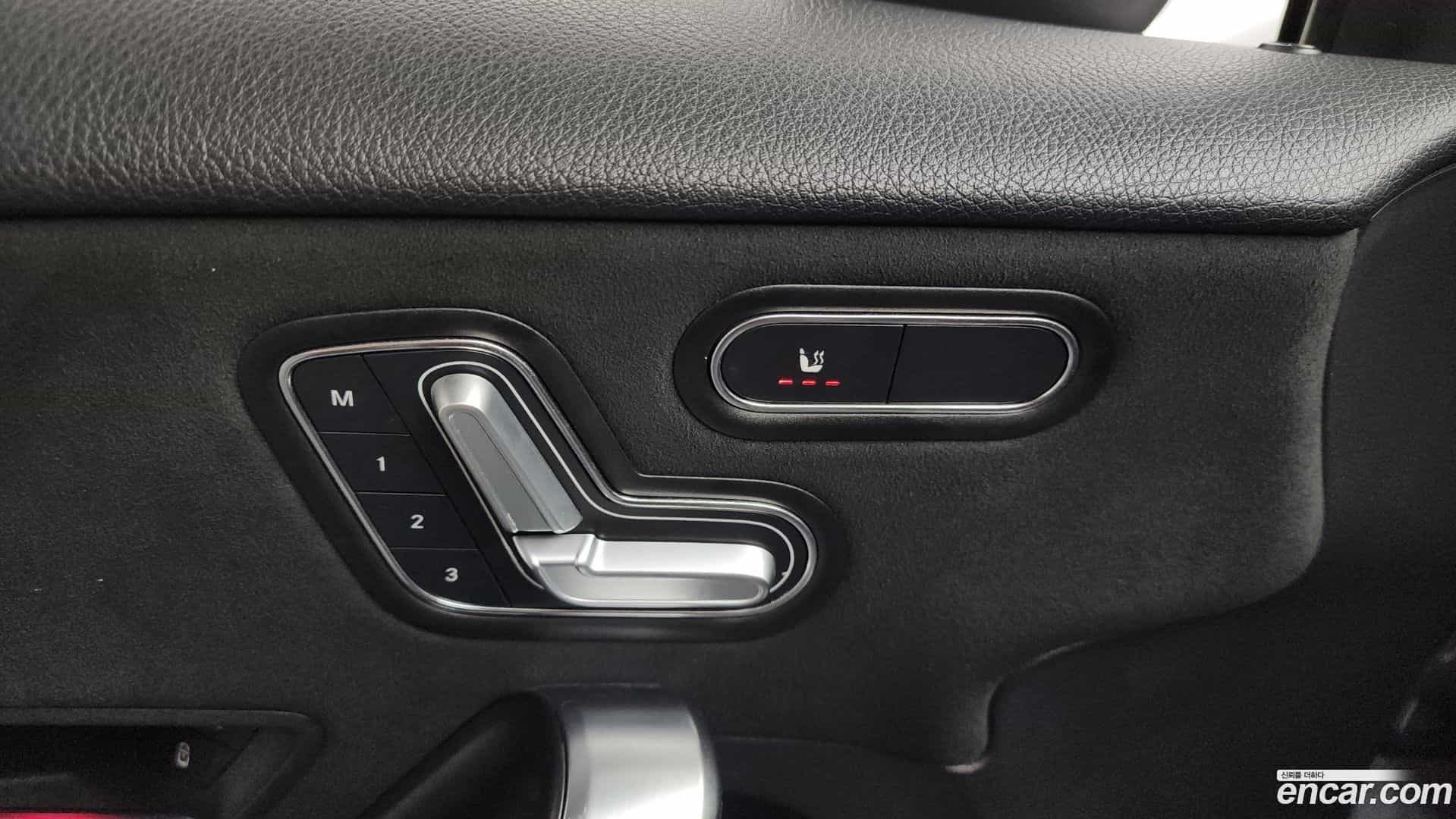 A-Class Mercedes-Benz 2021.4-OPTION-040