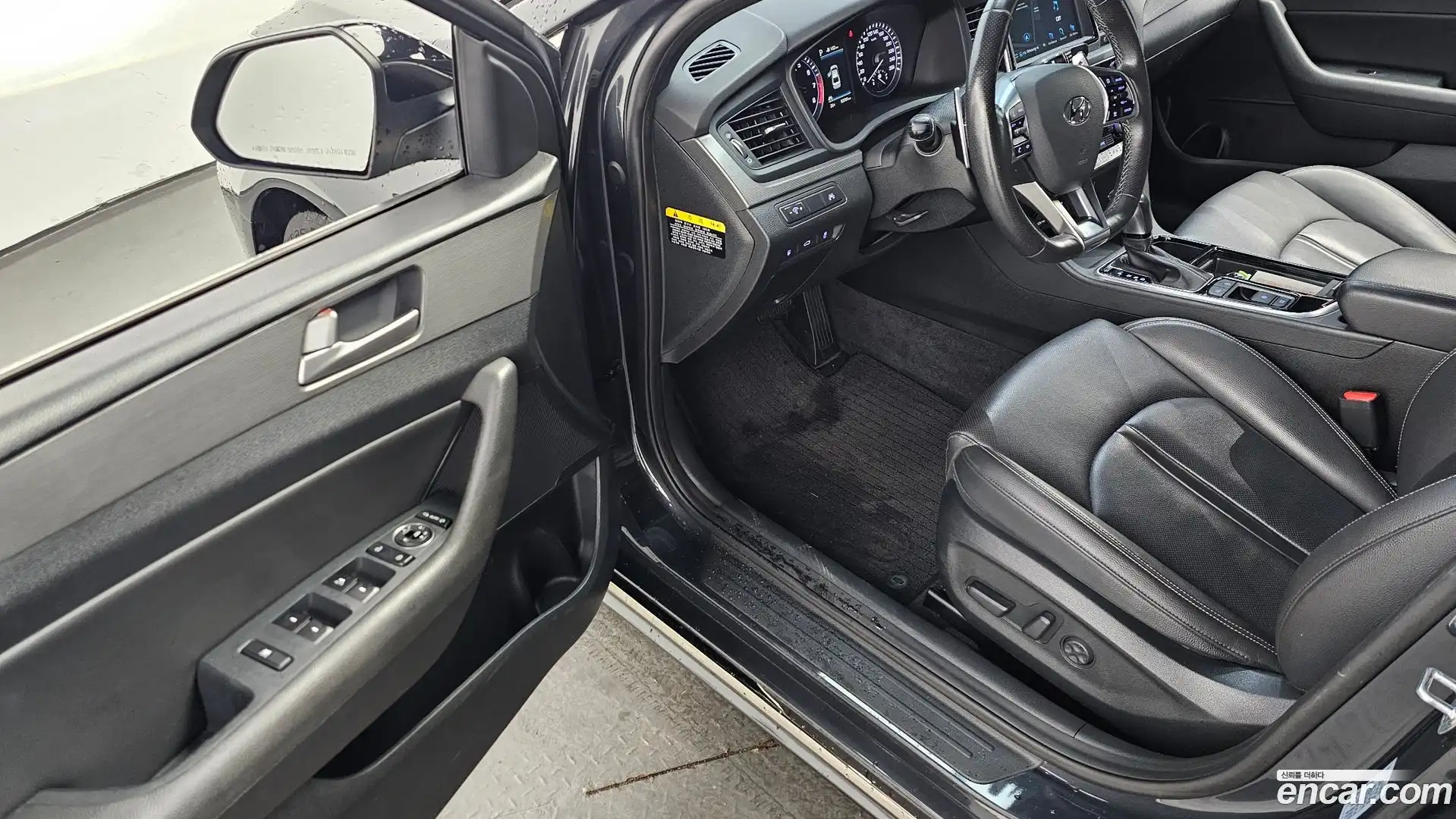 Sonata Hyundai 2018.0-INNER-010