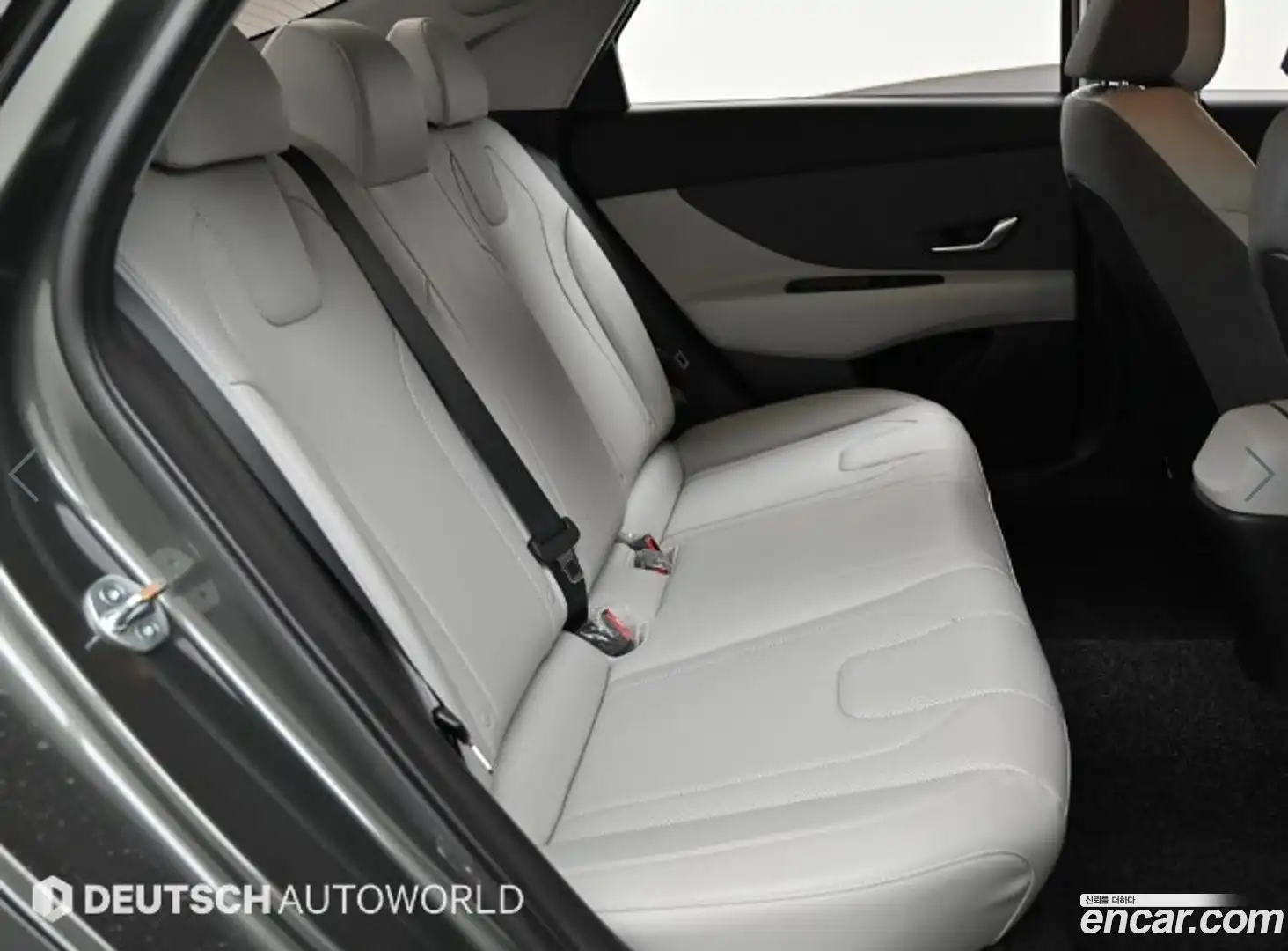 AVANTE Hyundai 2022.11-OPTION-016