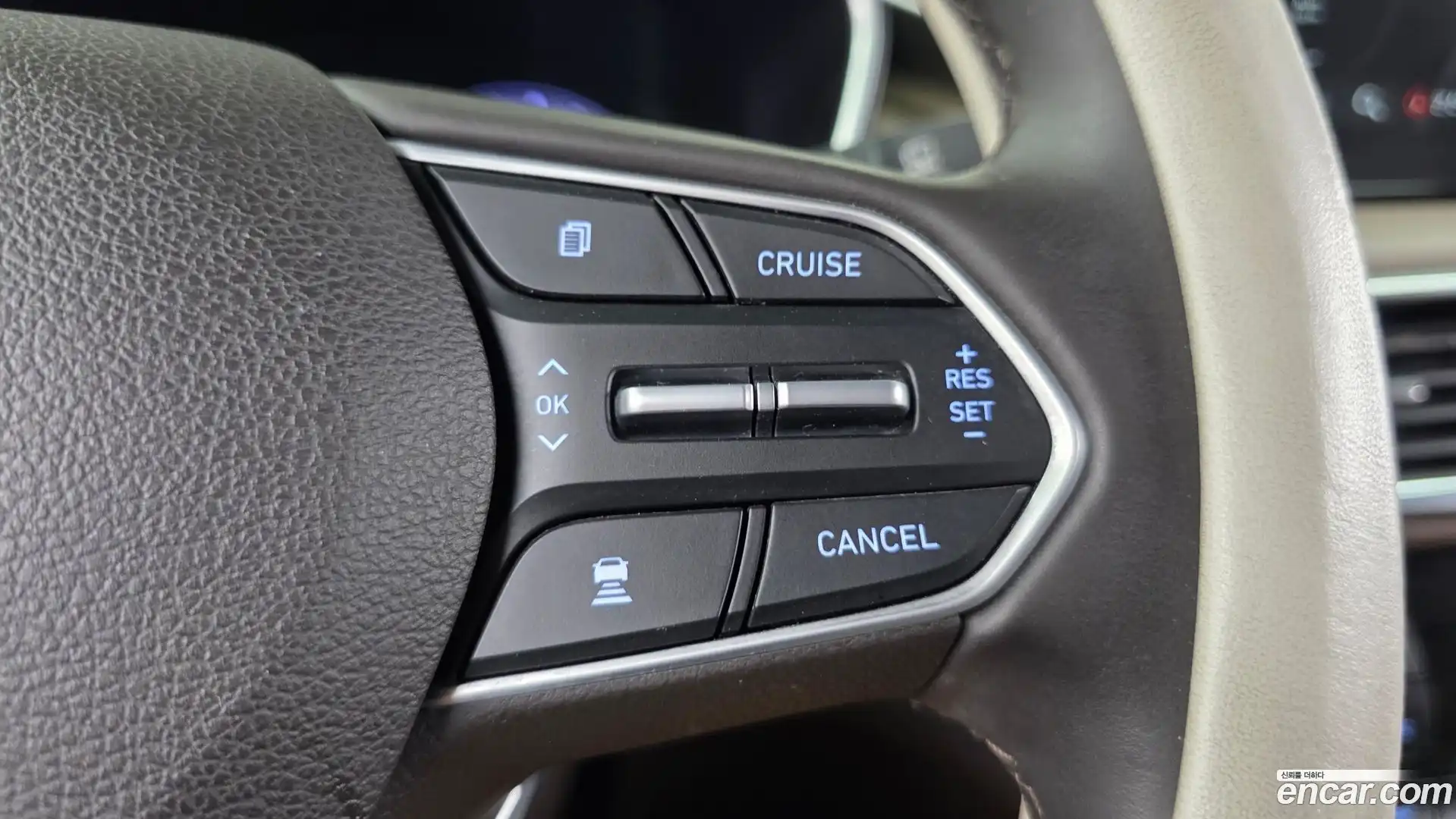 Santafe Hyundai 2019.5-OPTION-042