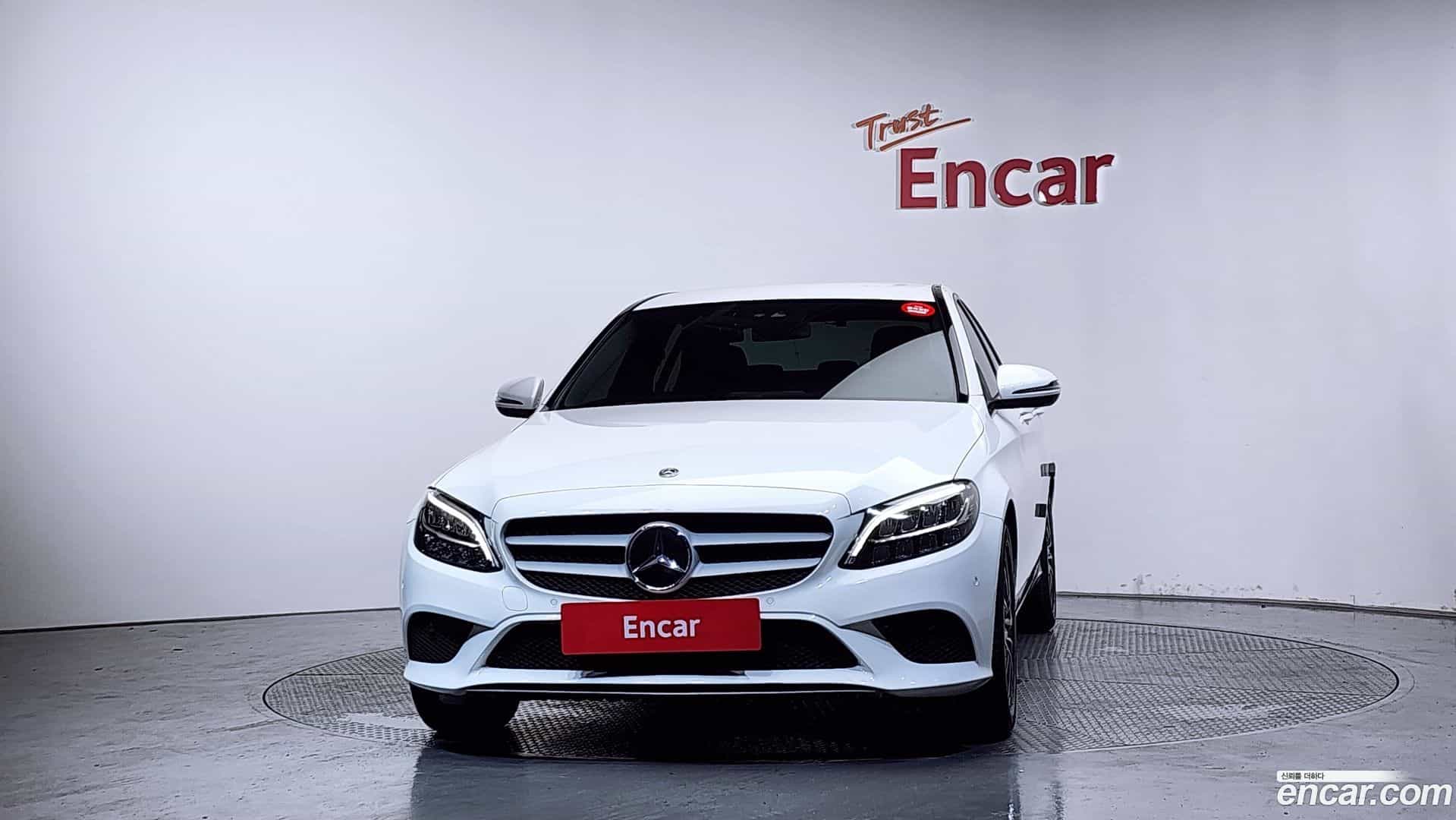 C-Class Mercedes-Benz 2019.8-OUTER-003