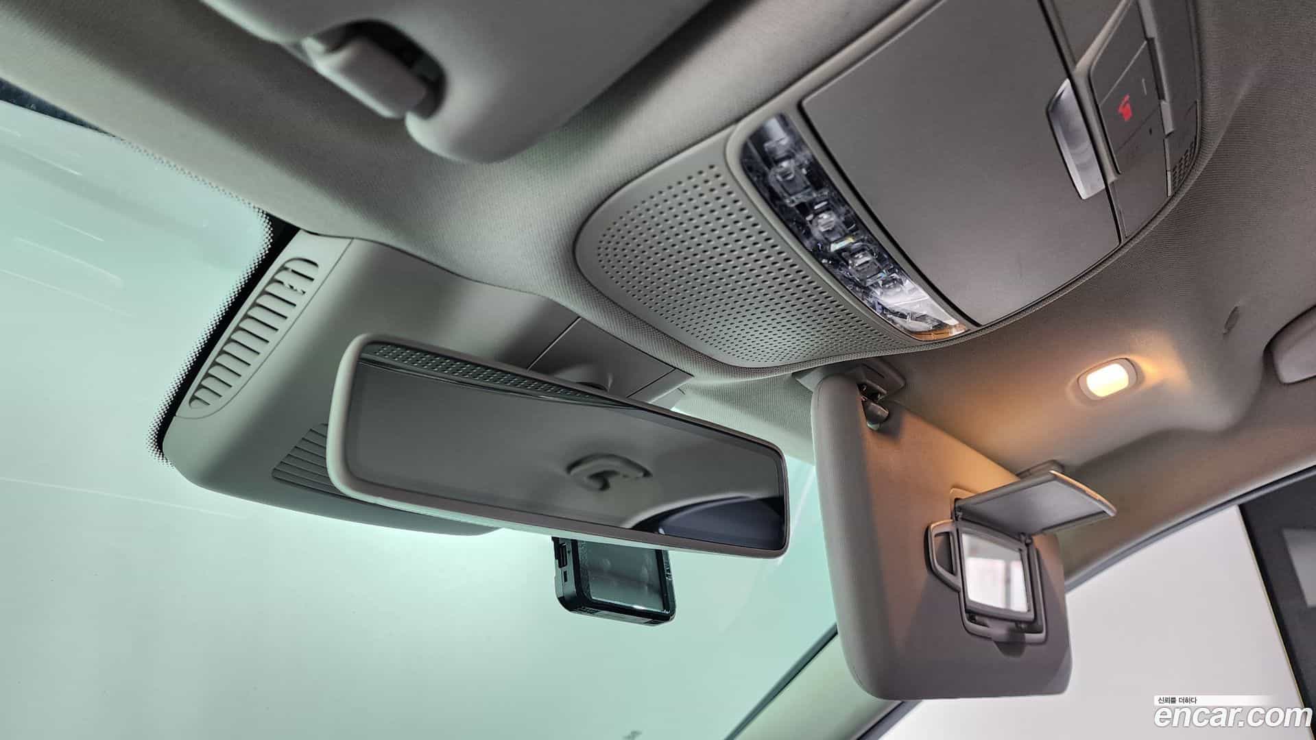 C-Class Mercedes-Benz 2019.8-OPTION-023