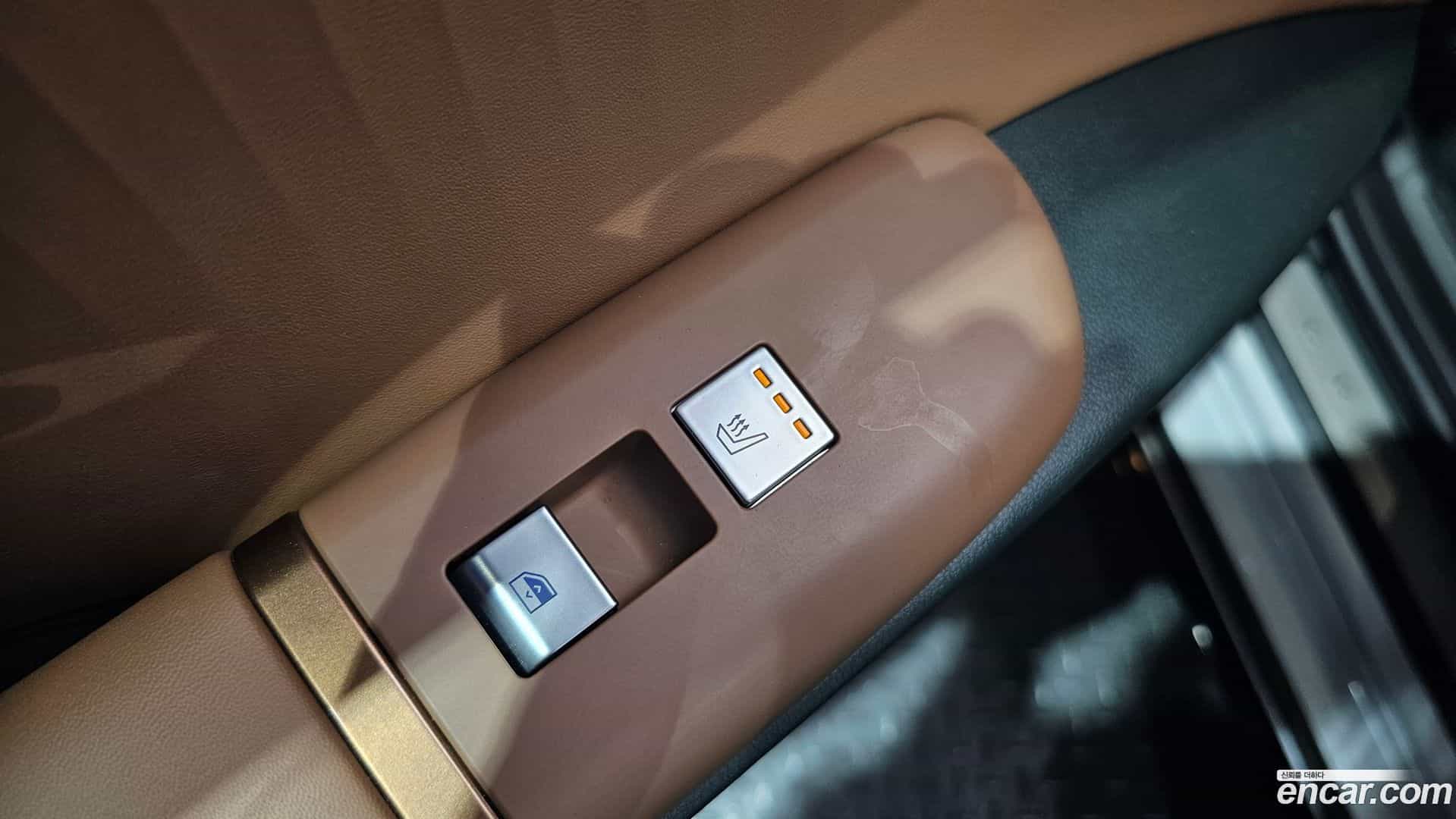 Grandeur Hyundai 2023.3-OPTION-020