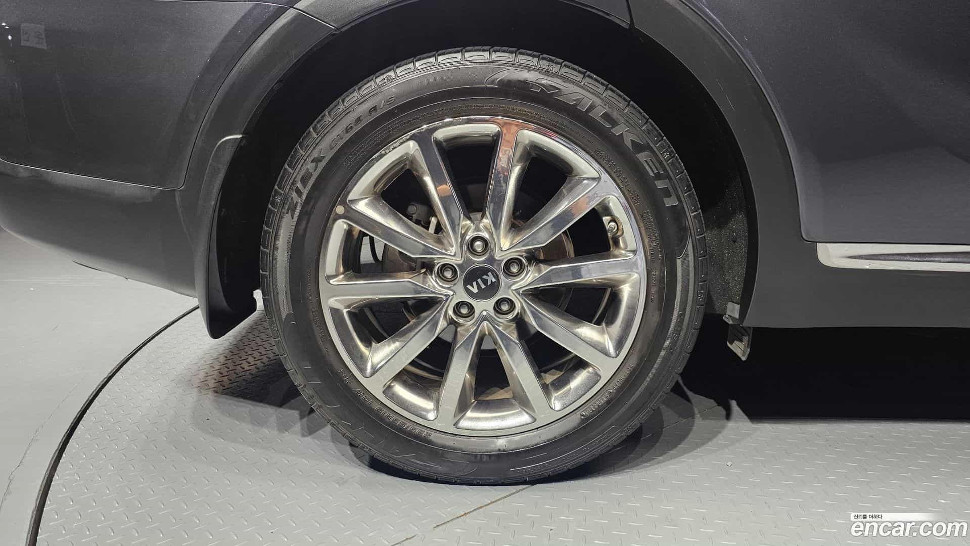 Sorento Kia 2015.1-OUTER-005