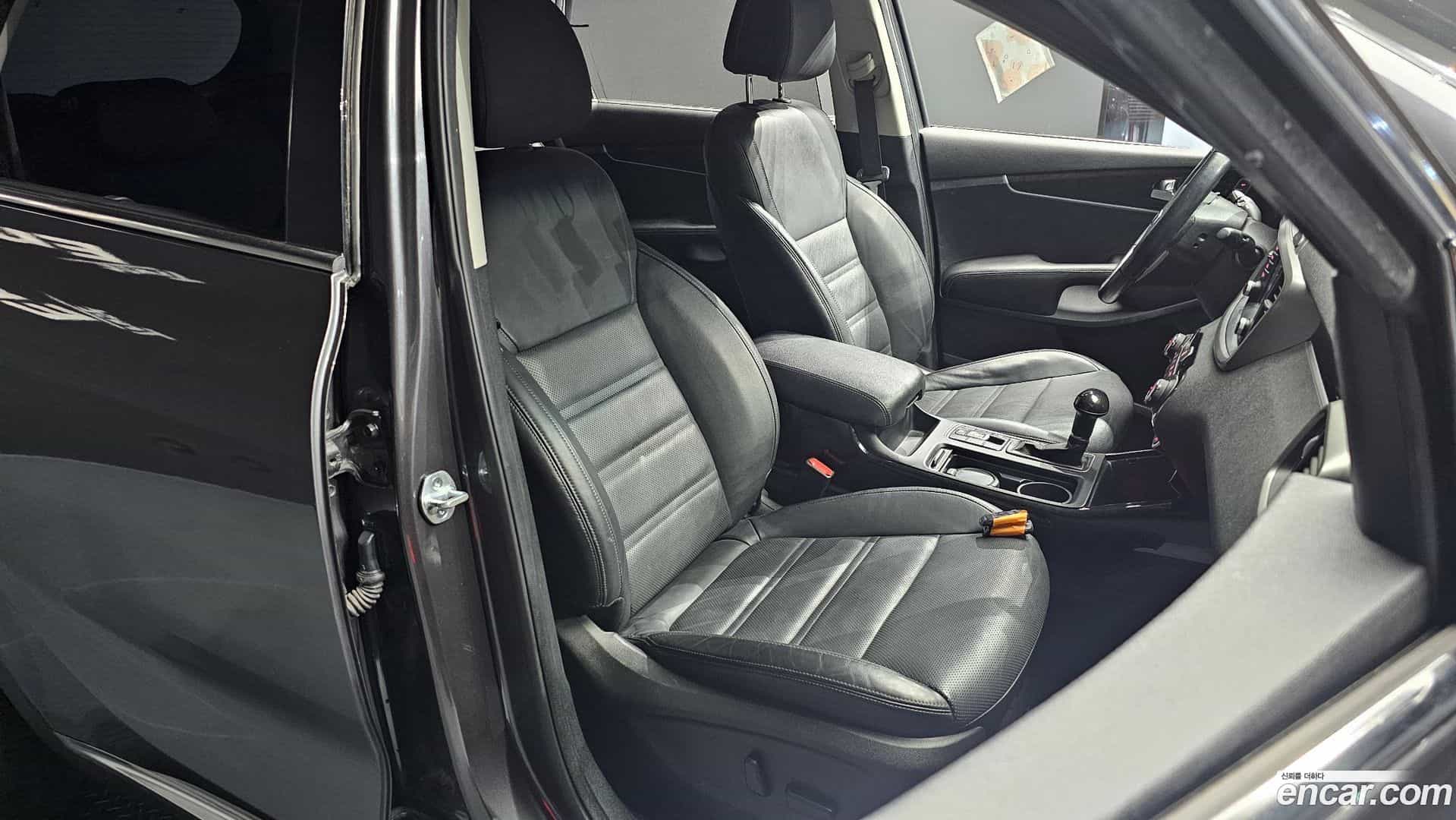 Sorento Kia 2015.1-OPTION-016