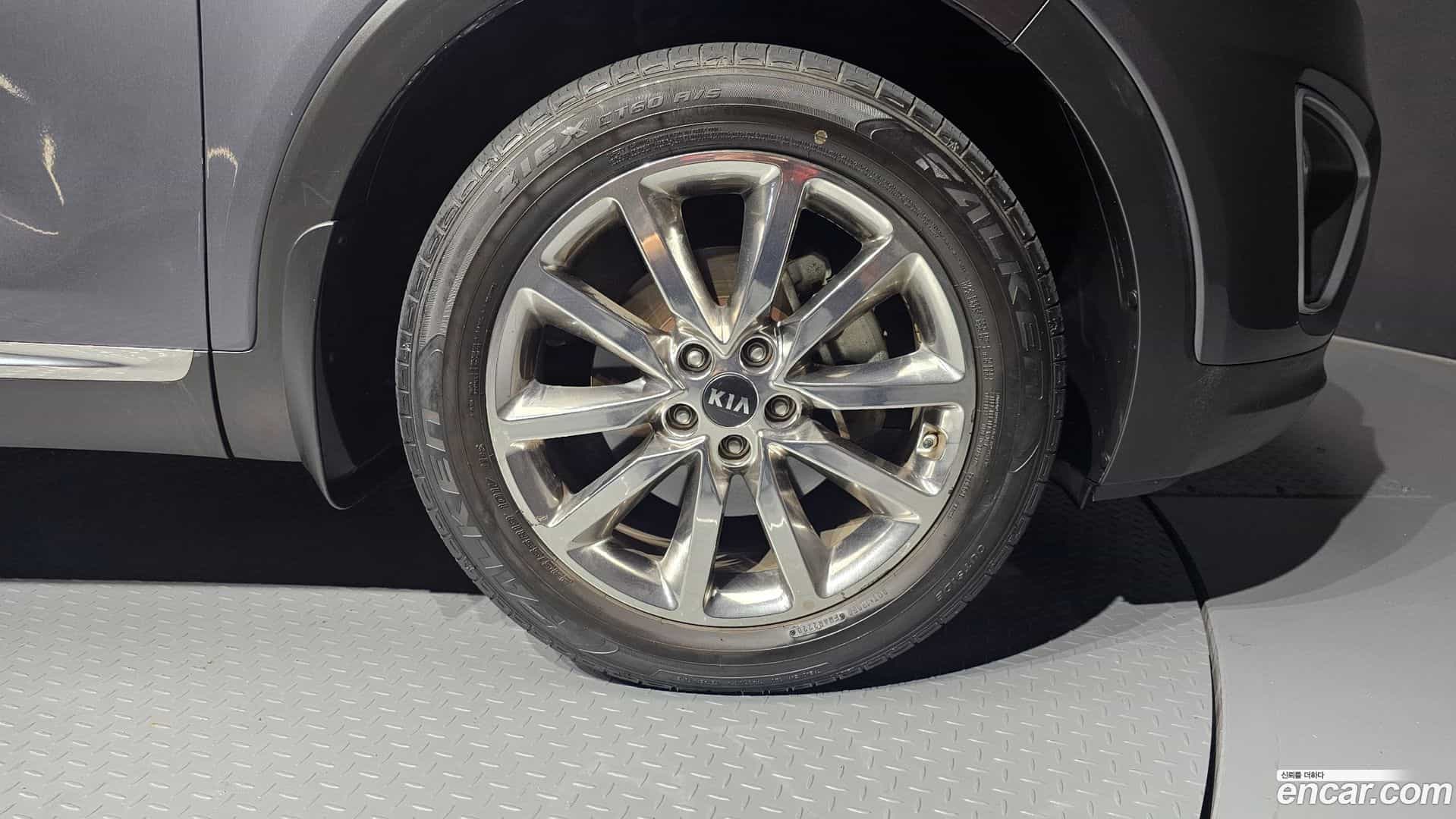 Sorento Kia 2015.1-OUTER-031