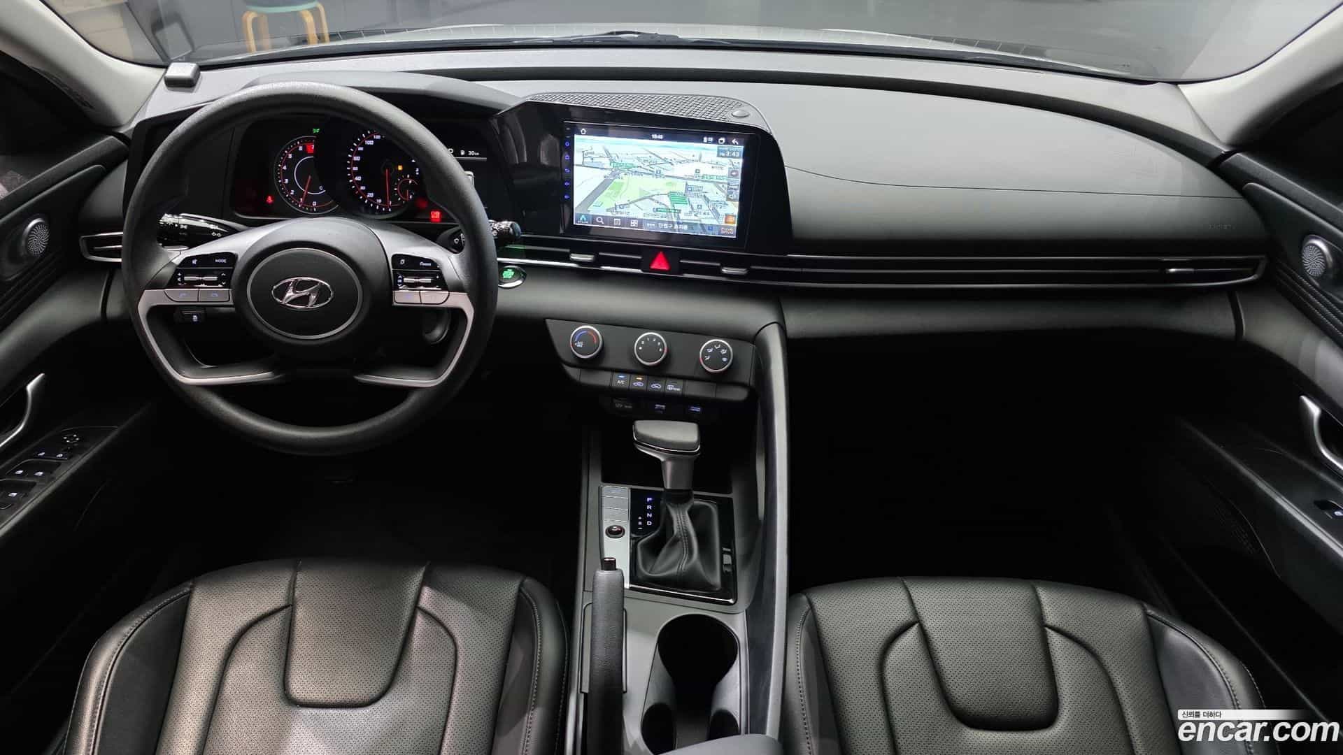 AVANTE Hyundai 2022.2-INNER-007