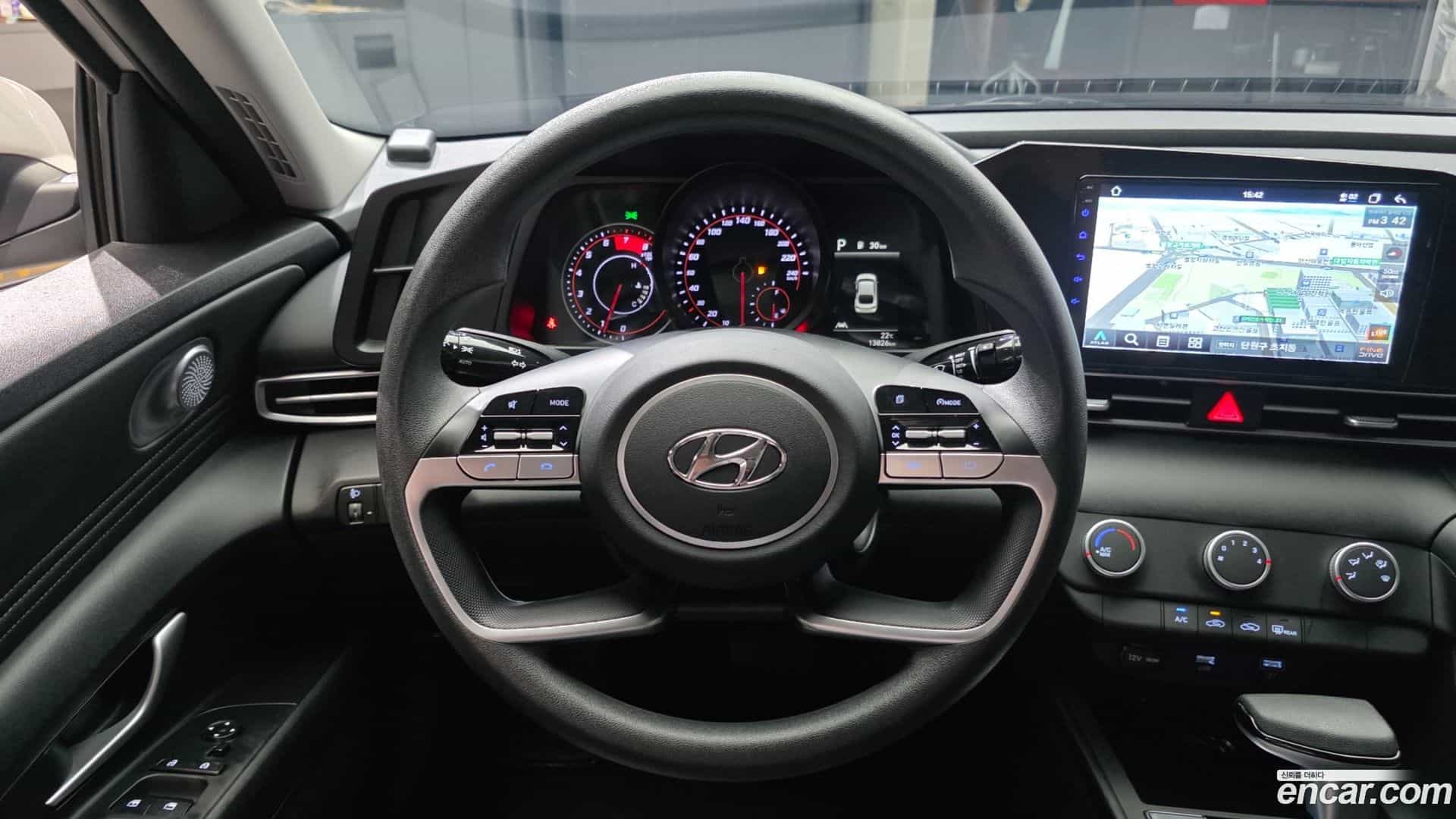 AVANTE Hyundai 2022.2-OPTION-016