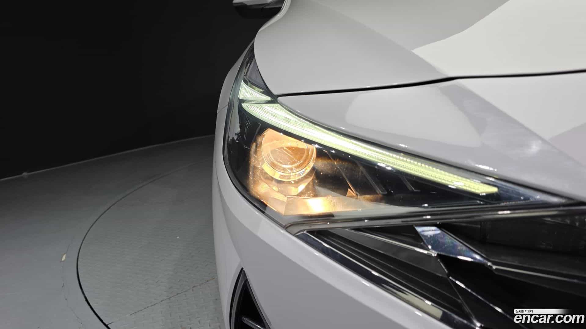 AVANTE Hyundai 2022.2-OUTER-032