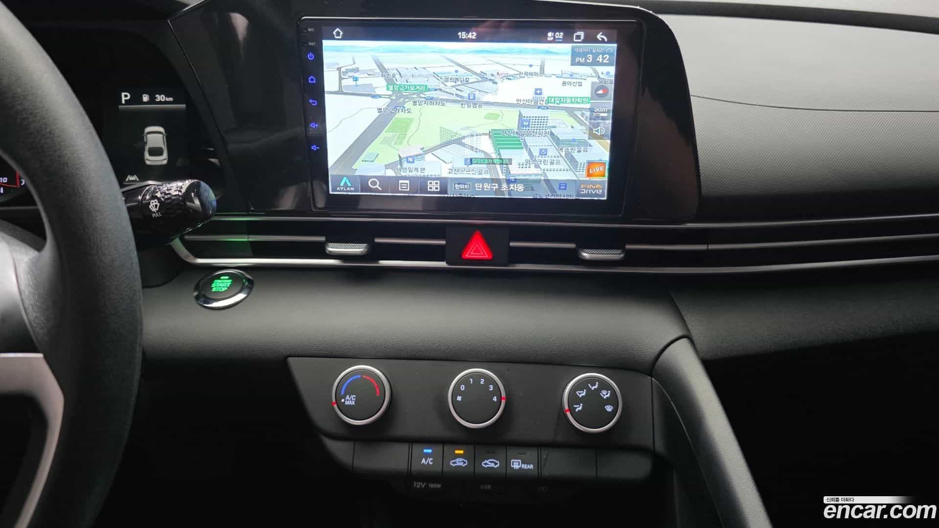 AVANTE Hyundai 2022.2-OPTION-040