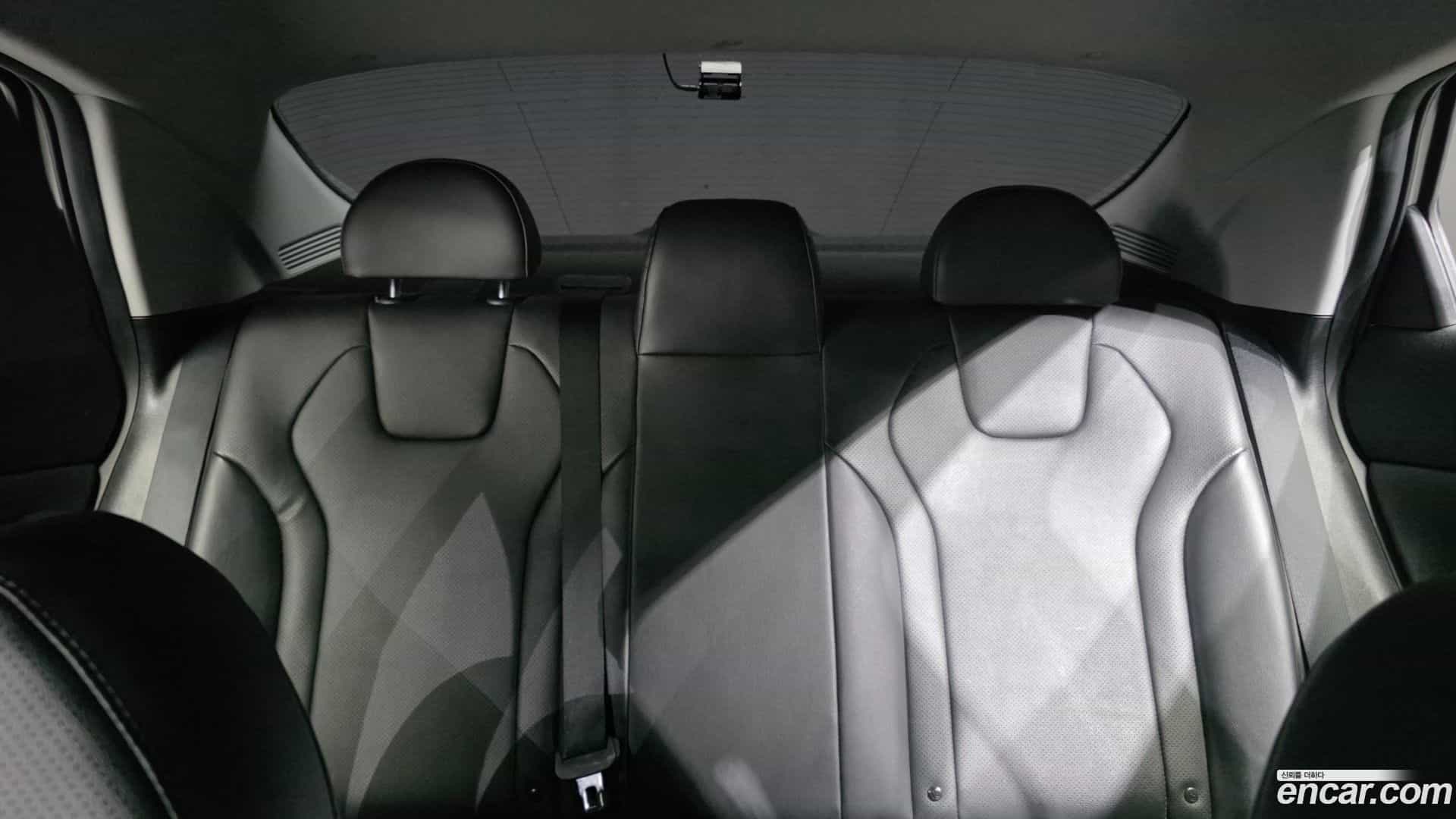 AVANTE Hyundai 2022.2-OPTION-041