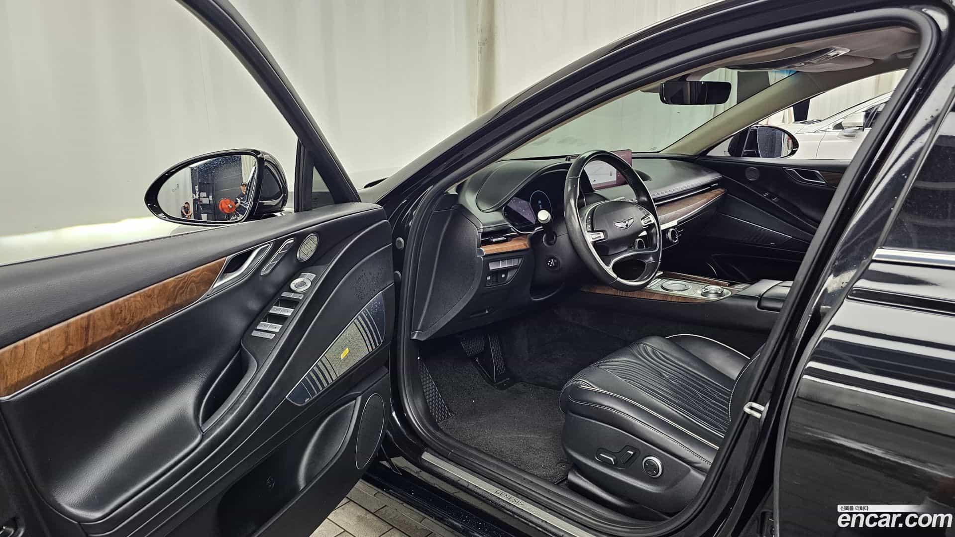 G80 Genesis 2021.2-INNER-010