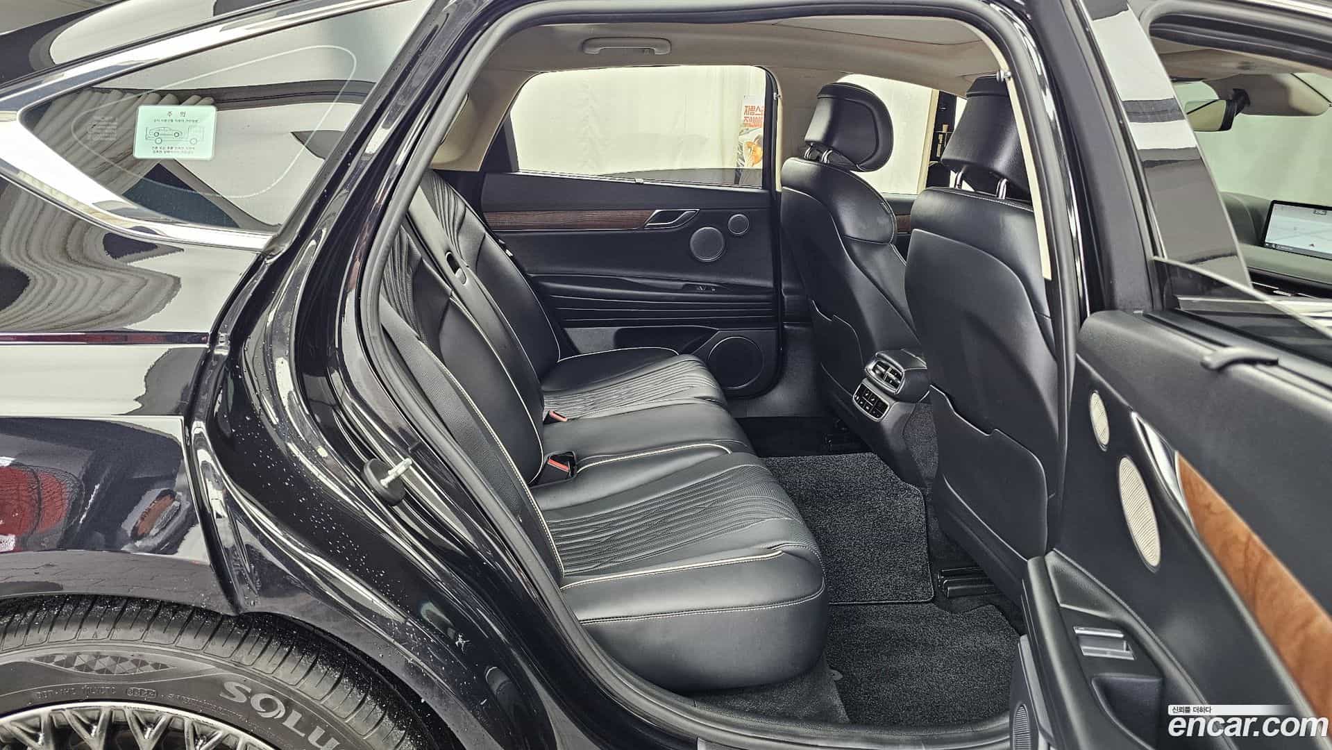 G80 Genesis 2021.2-OPTION-015