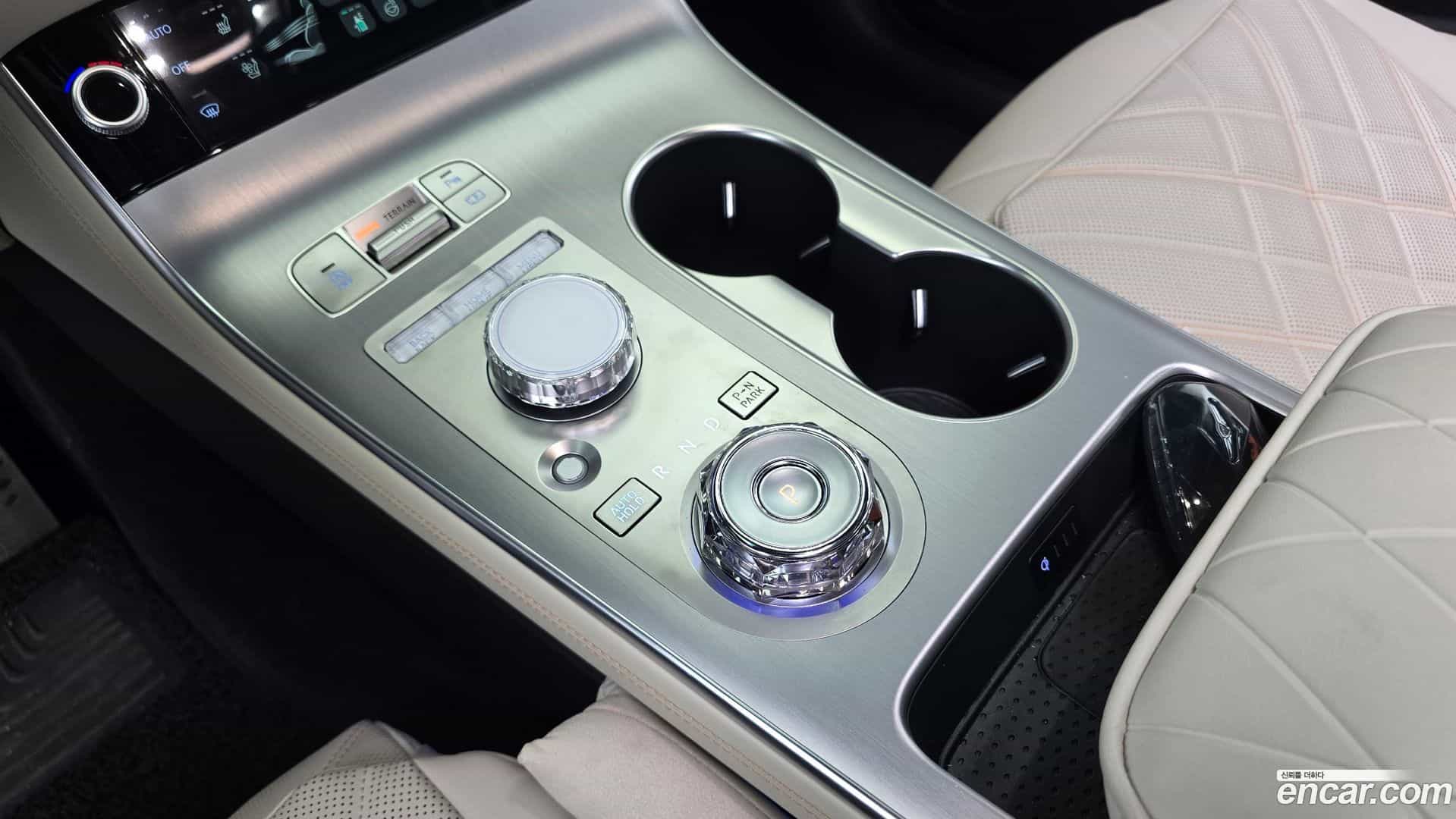 GV70 Genesis 2025.11-INNER-009