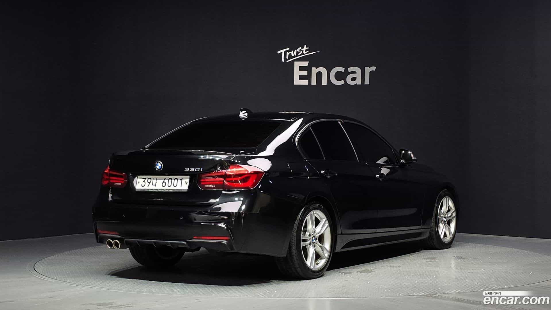 3-Series BMW 2018.0-OUTER-002