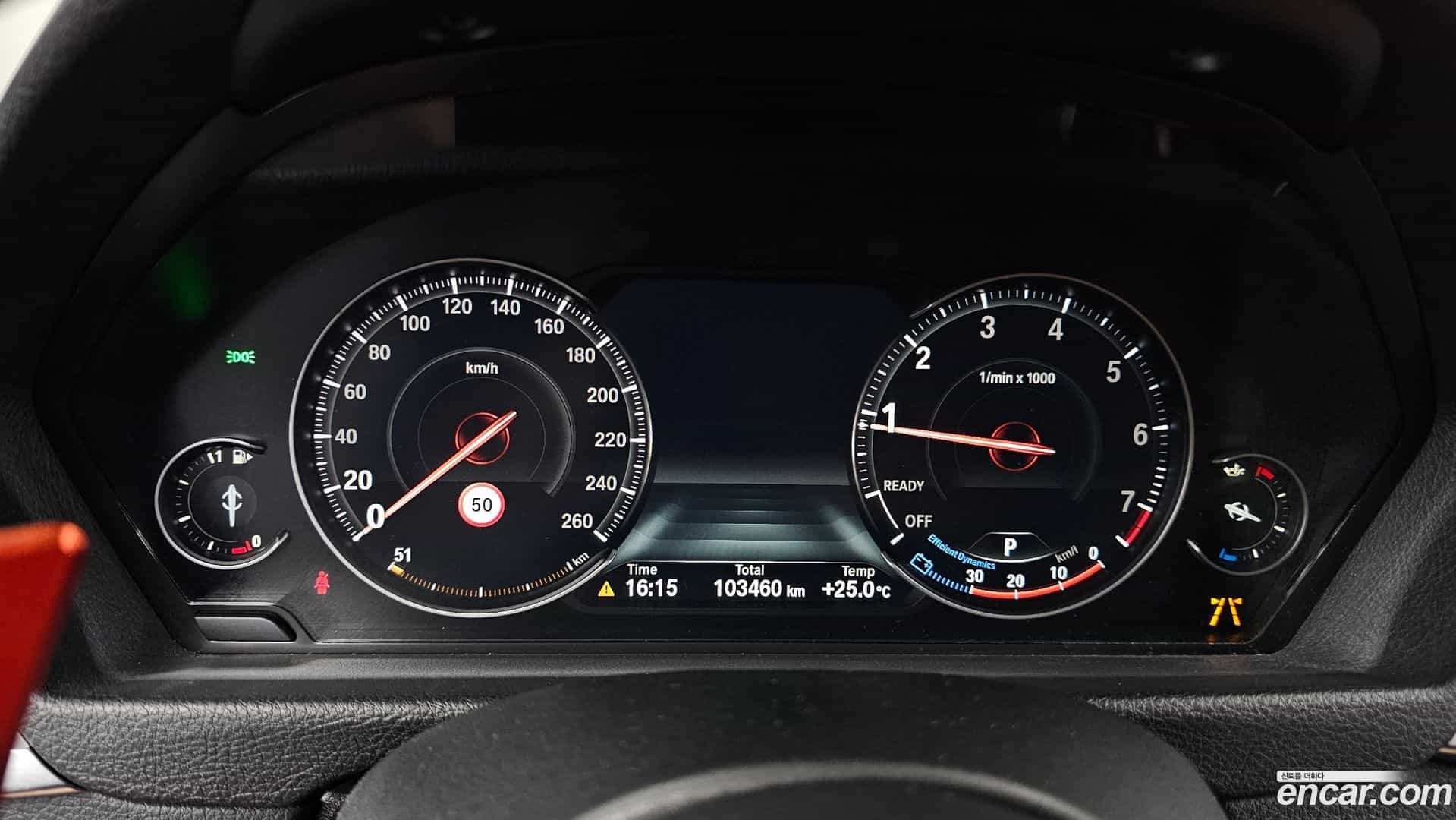 3-Series BMW 2018.0-INNER-008