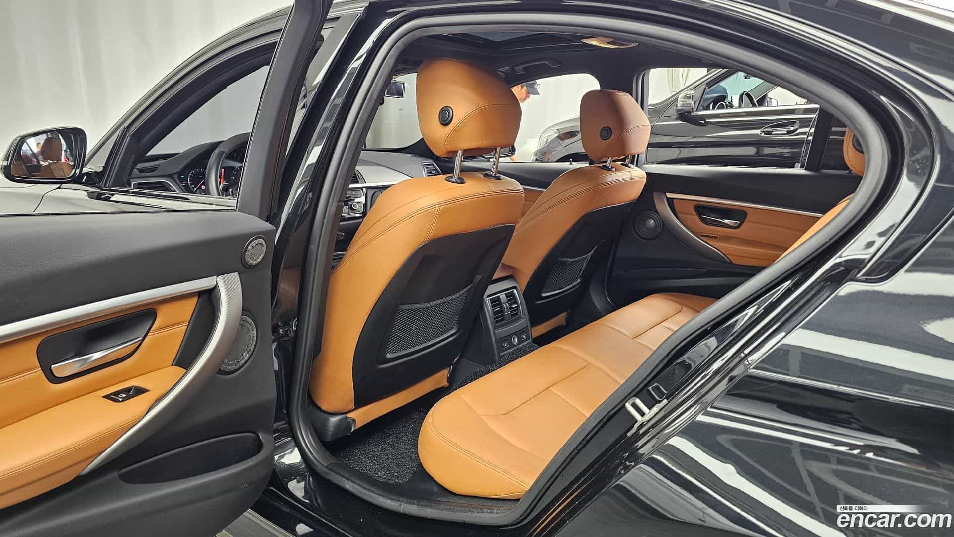 3-Series BMW 2018.0-OPTION-022