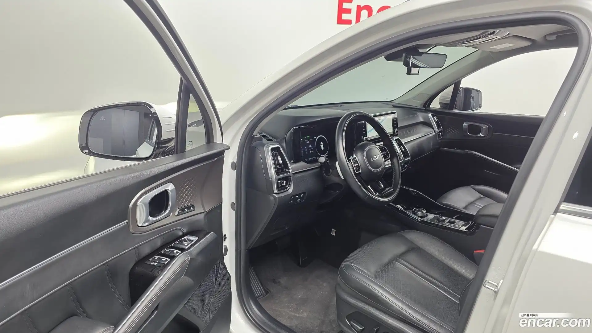 Sorento Kia 2023.4-INNER-010