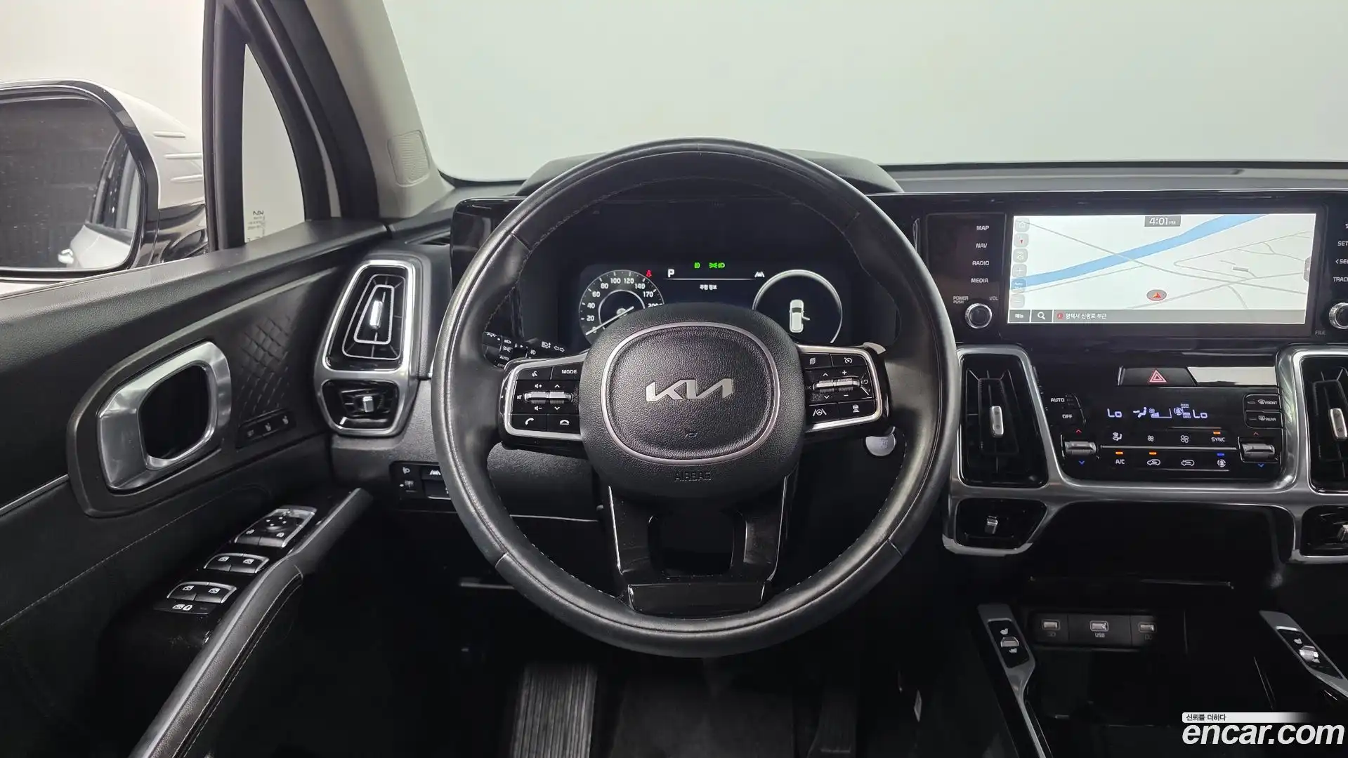 Sorento Kia 2023.4-OPTION-017