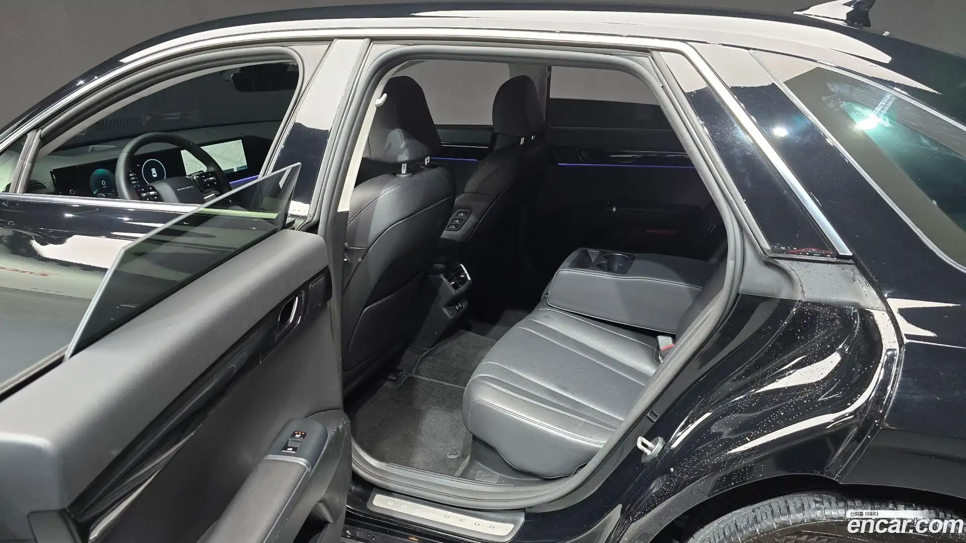 Grandeur Hyundai 2023.5-OPTION-015