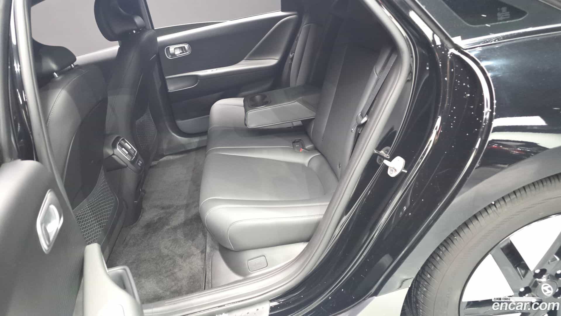 Ioniq6 Hyundai 2022.11-OPTION-016