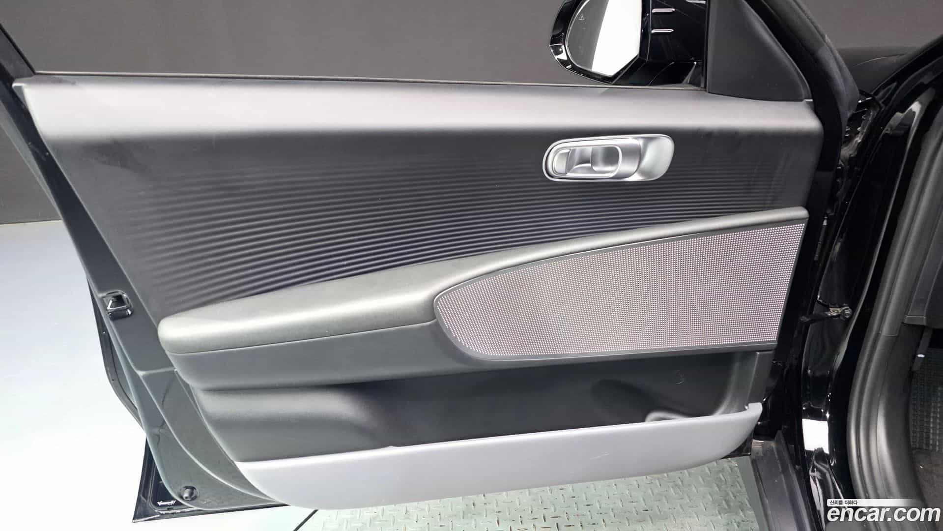 Ioniq6 Hyundai 2022.11-INNER-034