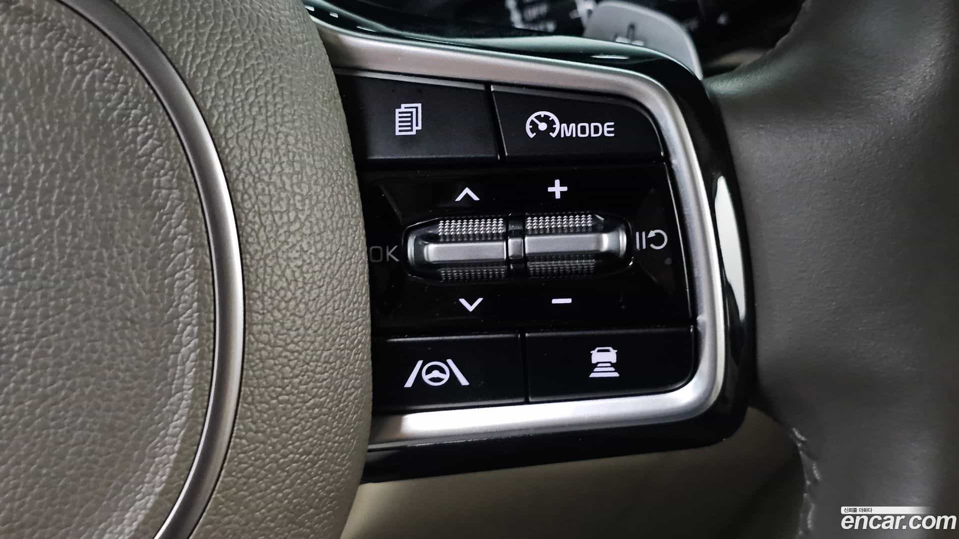 Canival Kia 2021.5-OPTION-019