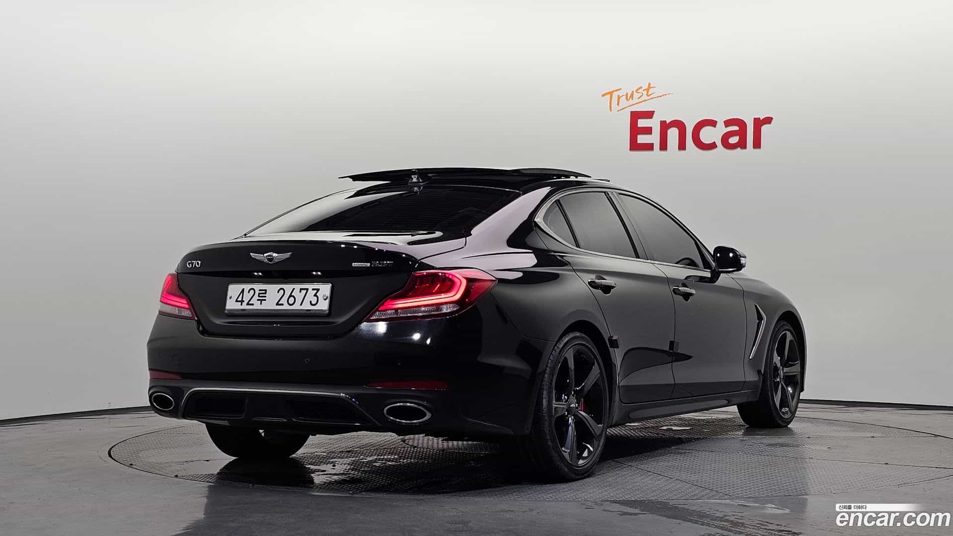 G70 Genesis 2019.0-OUTER-002