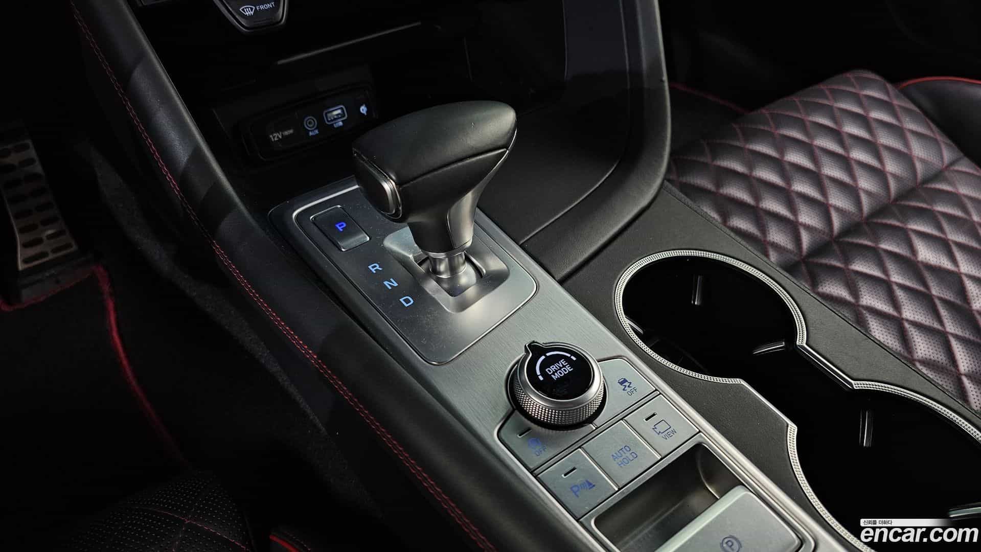 G70 Genesis 2019.0-INNER-009