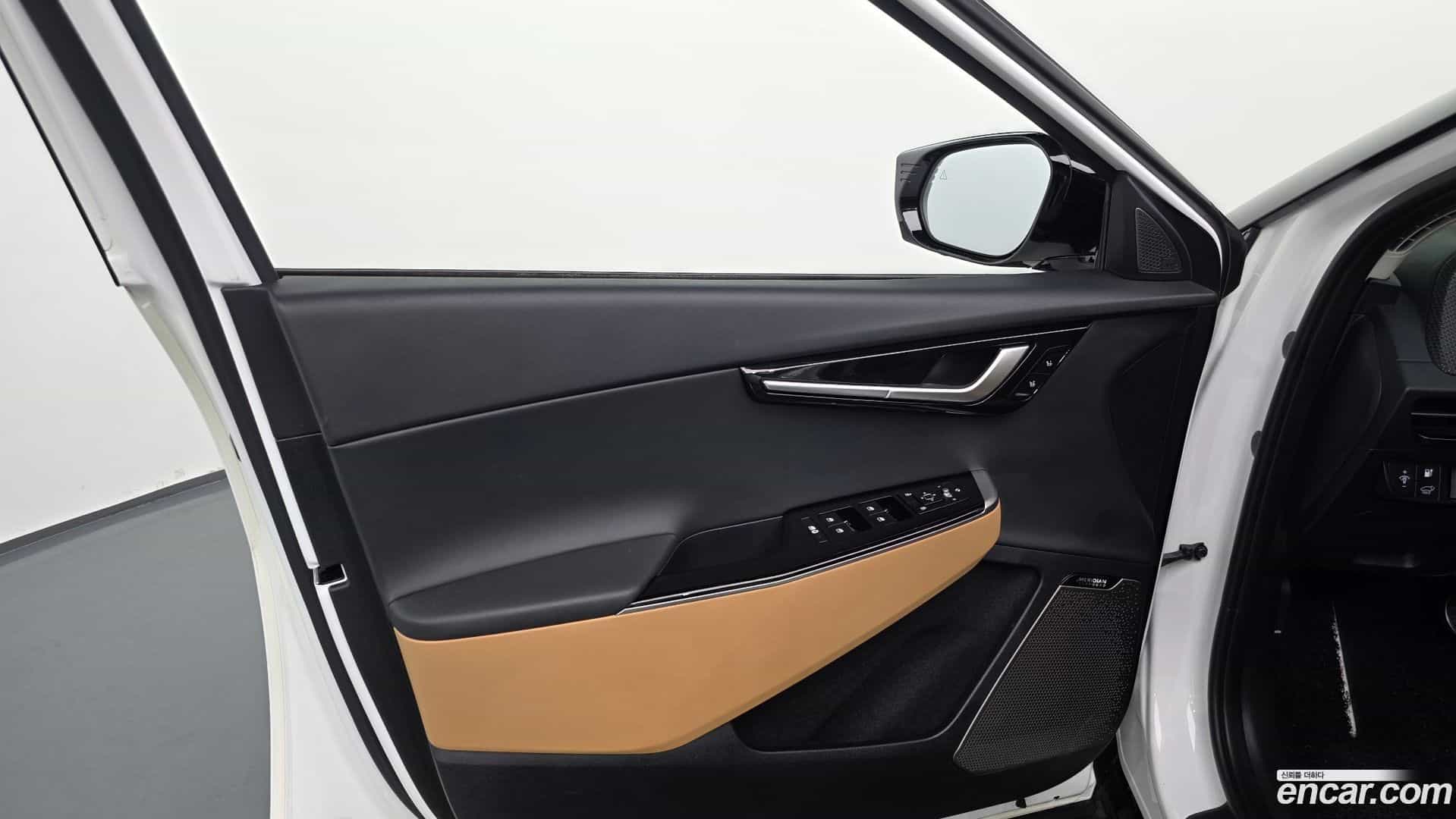 EV6 Kia 2022.11-INNER-034