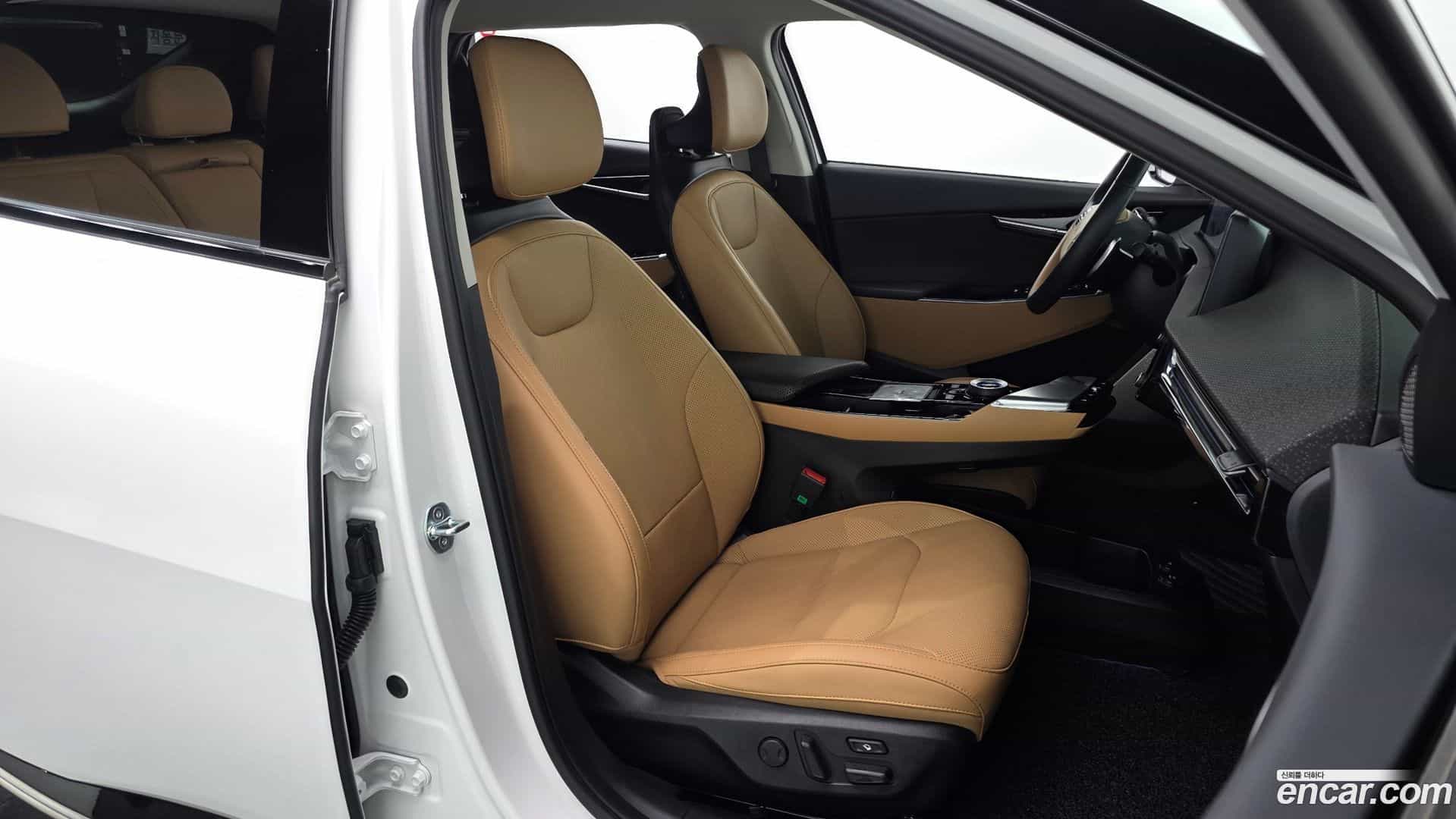 EV6 Kia 2022.11-INNER-036