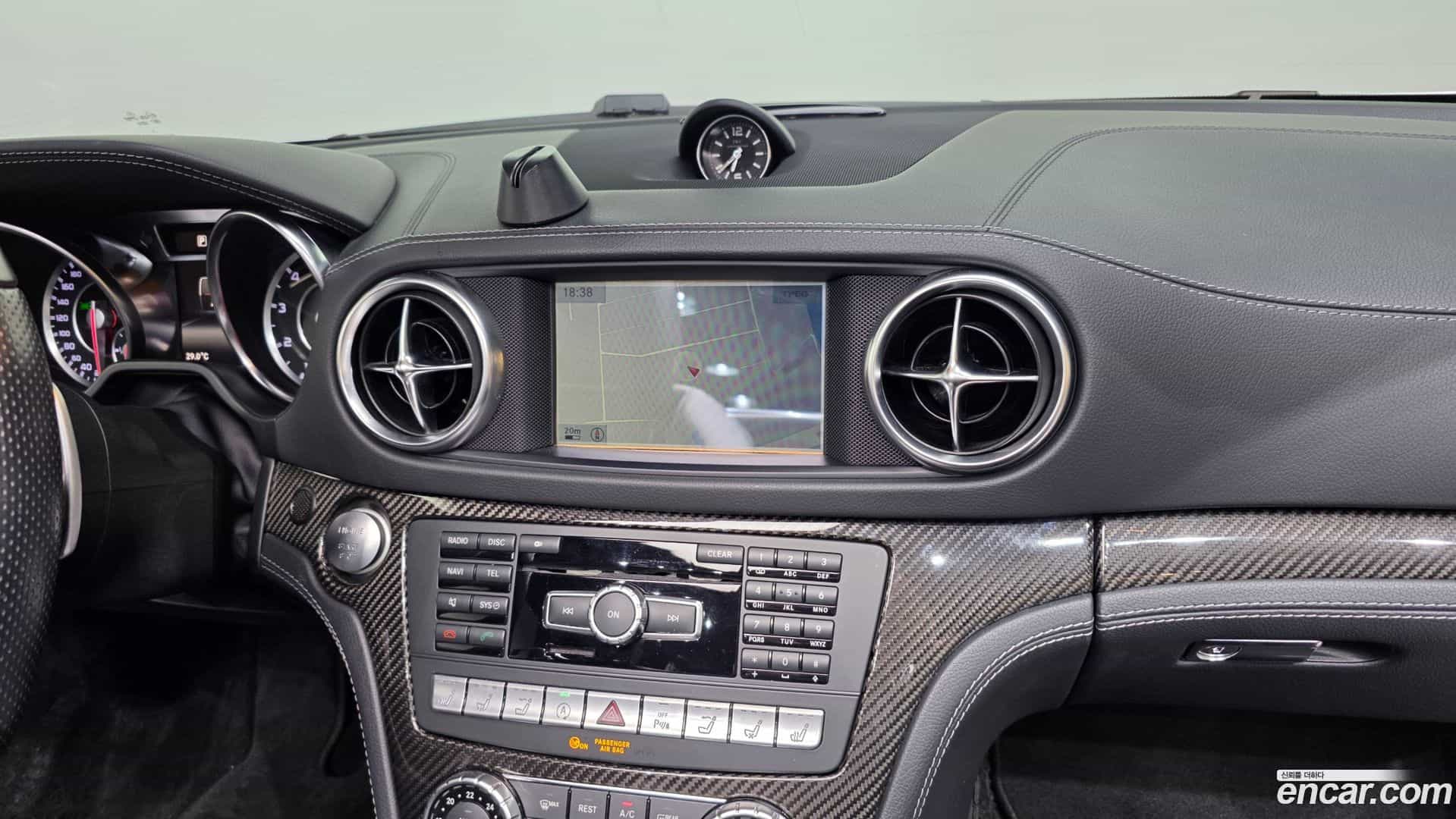 SL-Class Mercedes-Benz 2014.9-OPTION-017