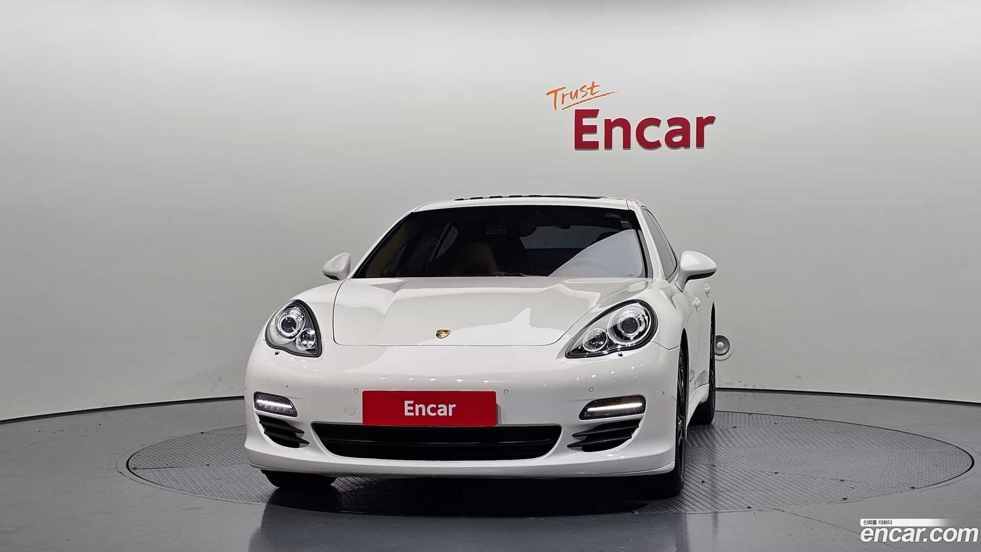 Panamera Porsche 2012.3-OUTER-003