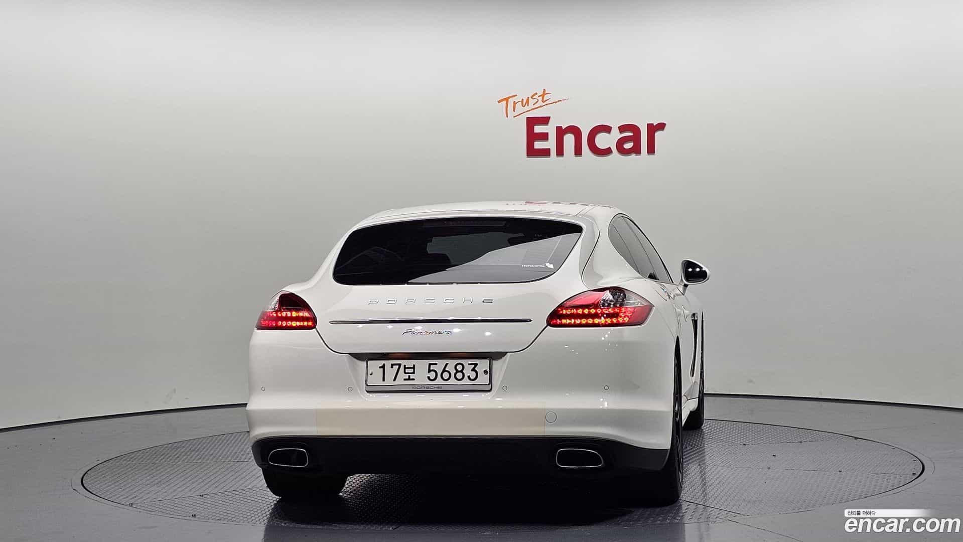Panamera Porsche 2012.3-OUTER-004