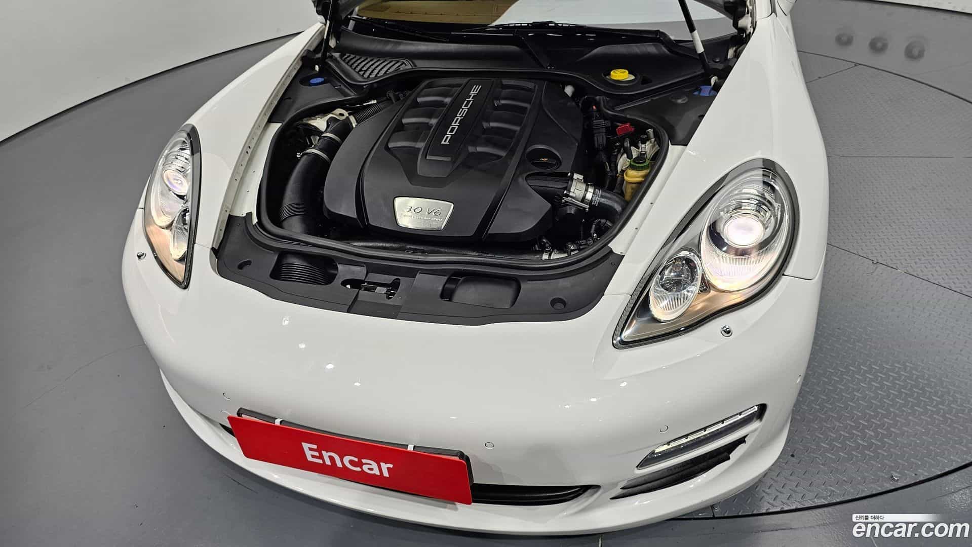 Panamera Porsche 2012.3-OUTER-006