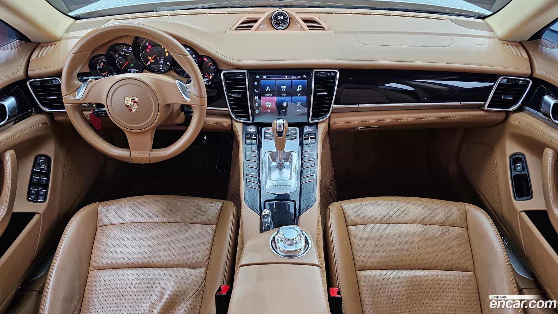 Panamera Porsche 2012.3-INNER-007