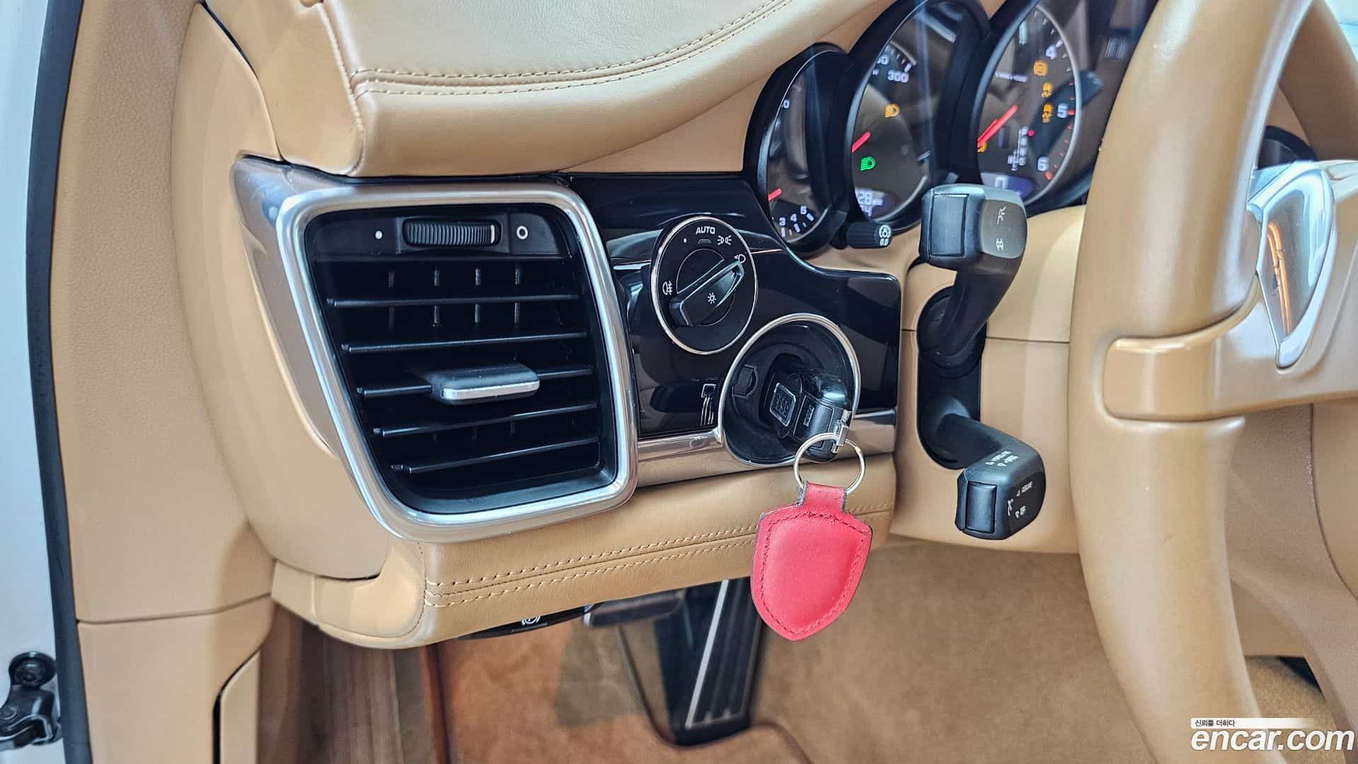 Panamera Porsche 2012.3-OPTION-020