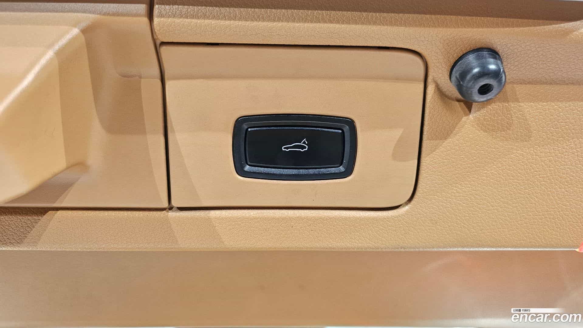Panamera Porsche 2012.3-OPTION-024
