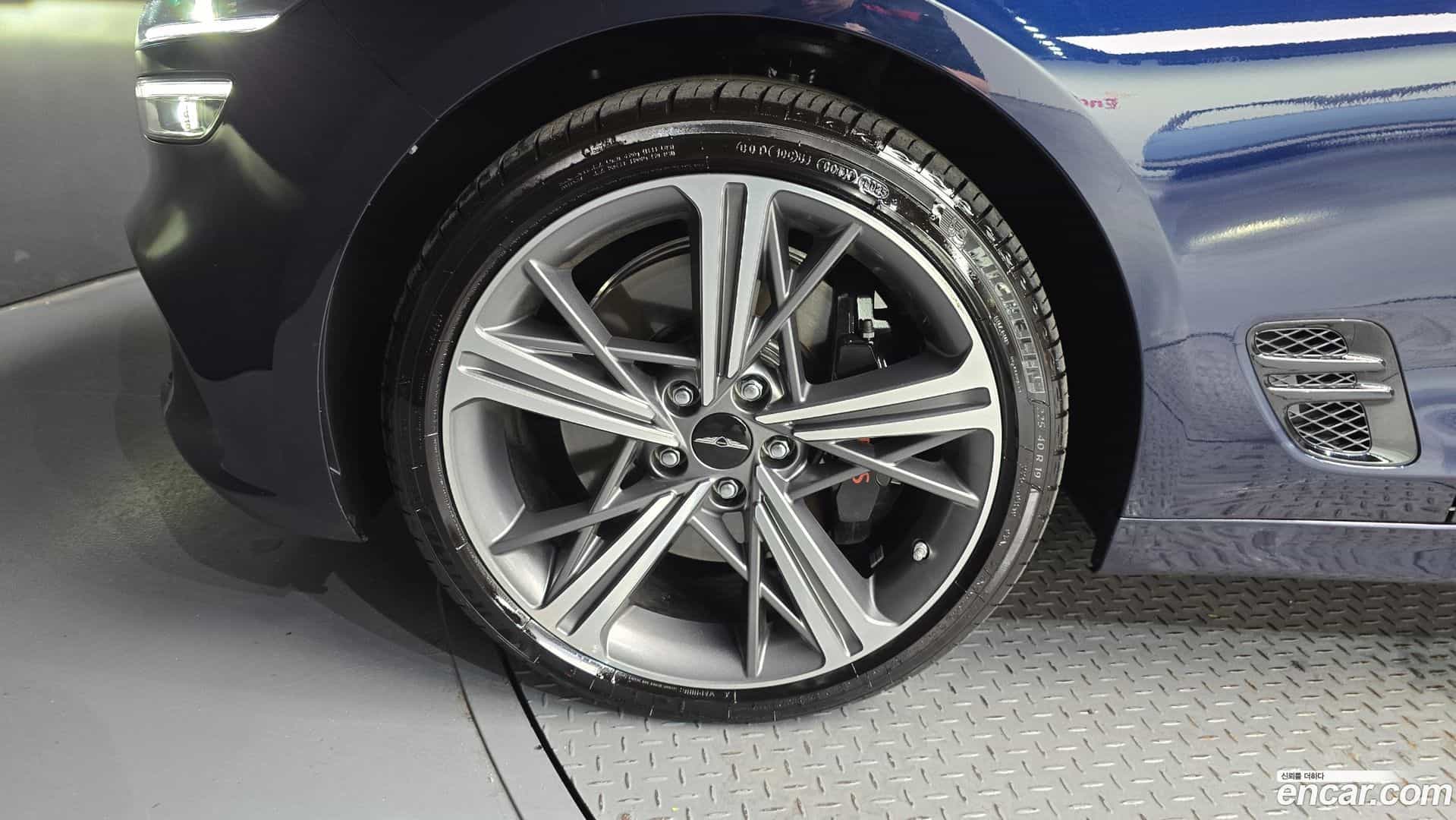 G70 Genesis 2025.7-OUTER-005