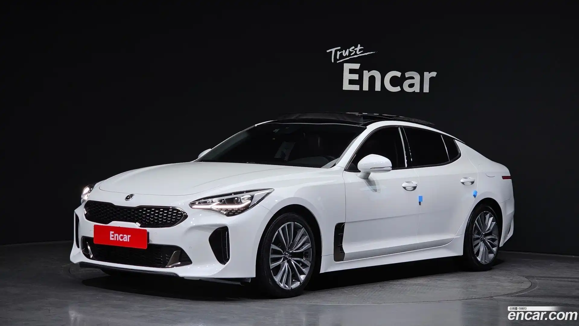 Stinger Kia 2017.5-OUTER-001
