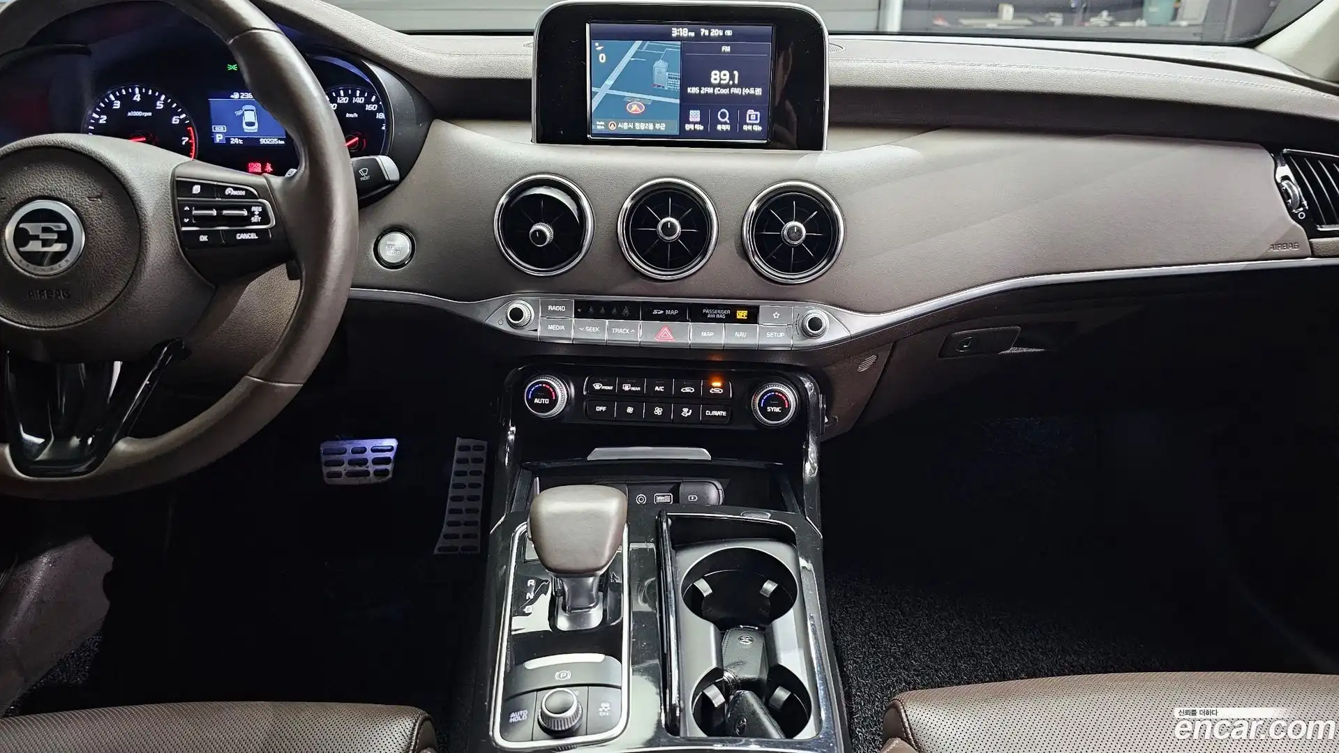 Stinger Kia 2017.5-OPTION-022