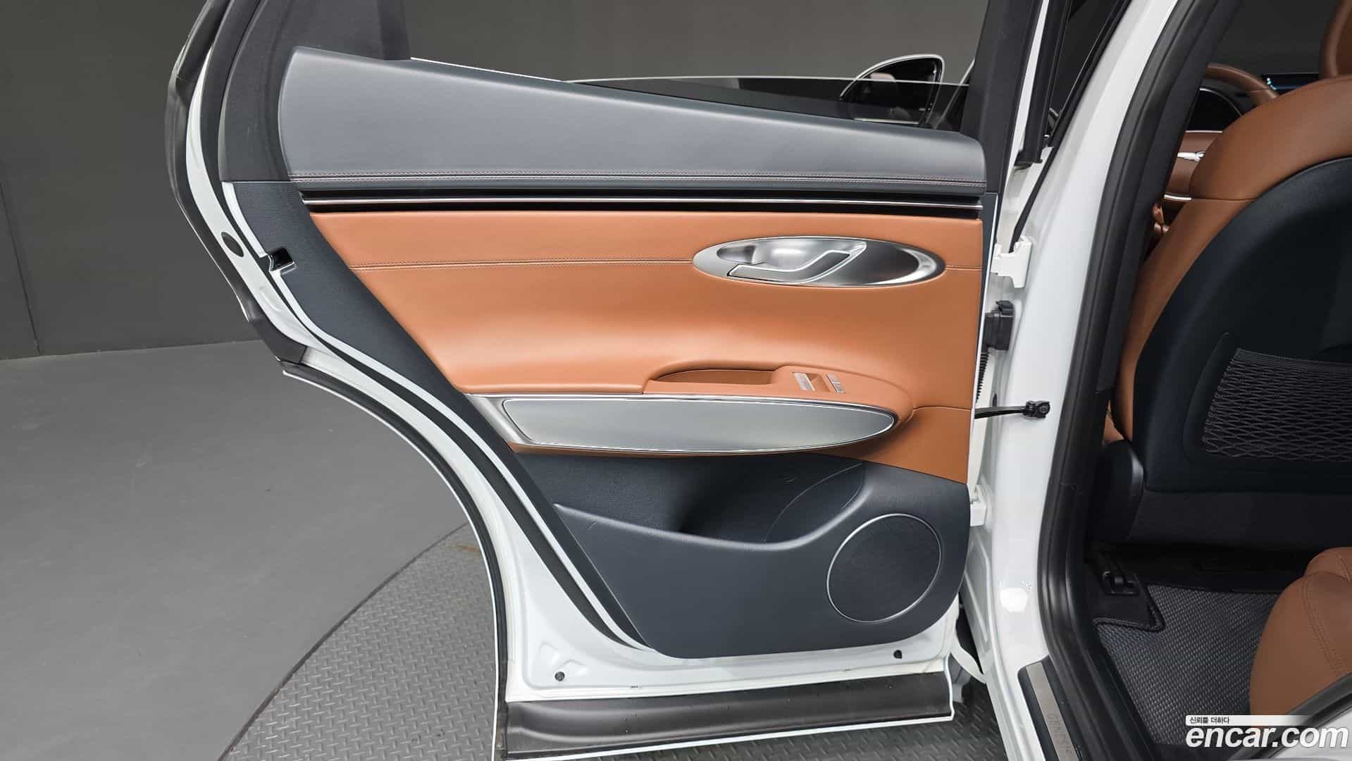 GV70 Genesis 2021.2-INNER-035