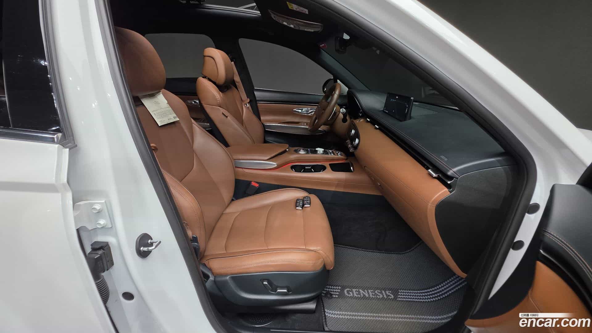 GV70 Genesis 2021.2-INNER-036