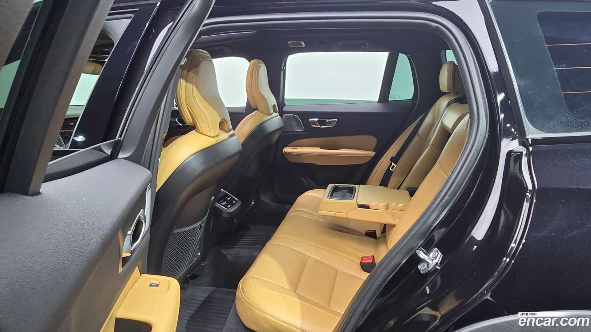 V60 Volvo 2020.8-OPTION-015