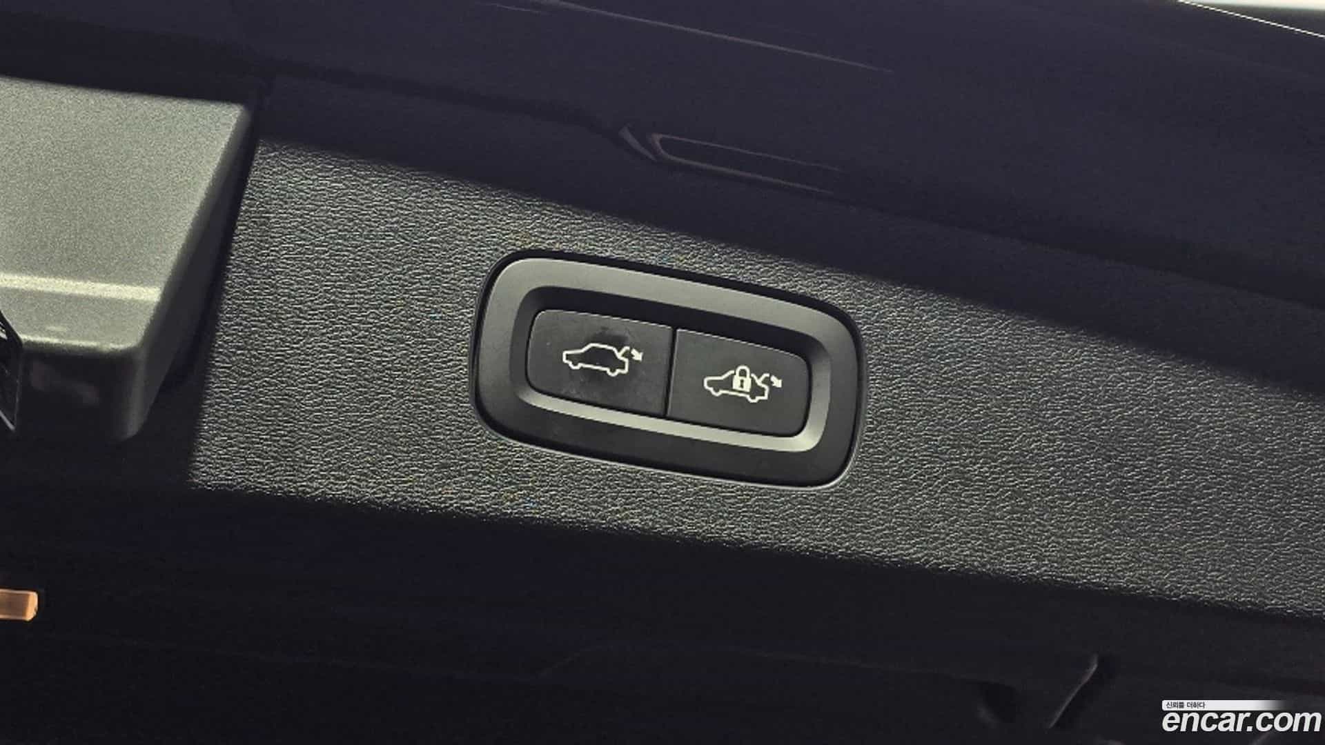 V60 Volvo 2020.8-OPTION-016
