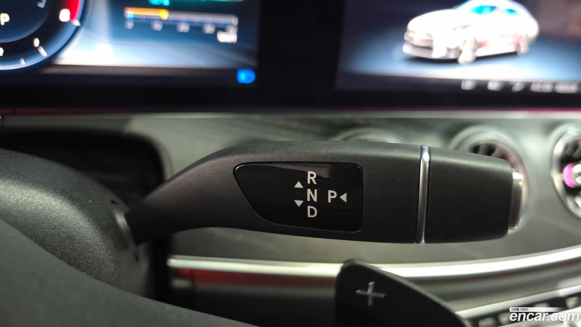 CLS-Class Mercedes-Benz 2019.10-INNER-009