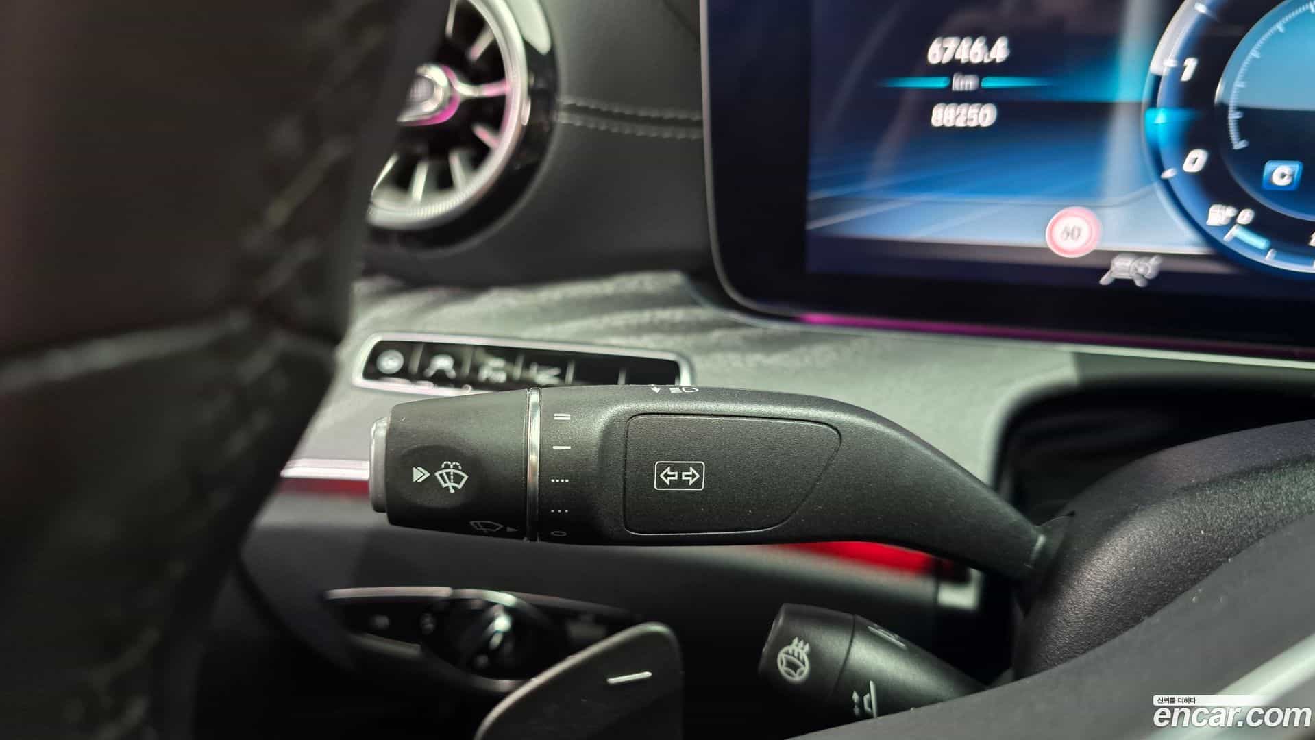 CLS-Class Mercedes-Benz 2019.10-OPTION-041